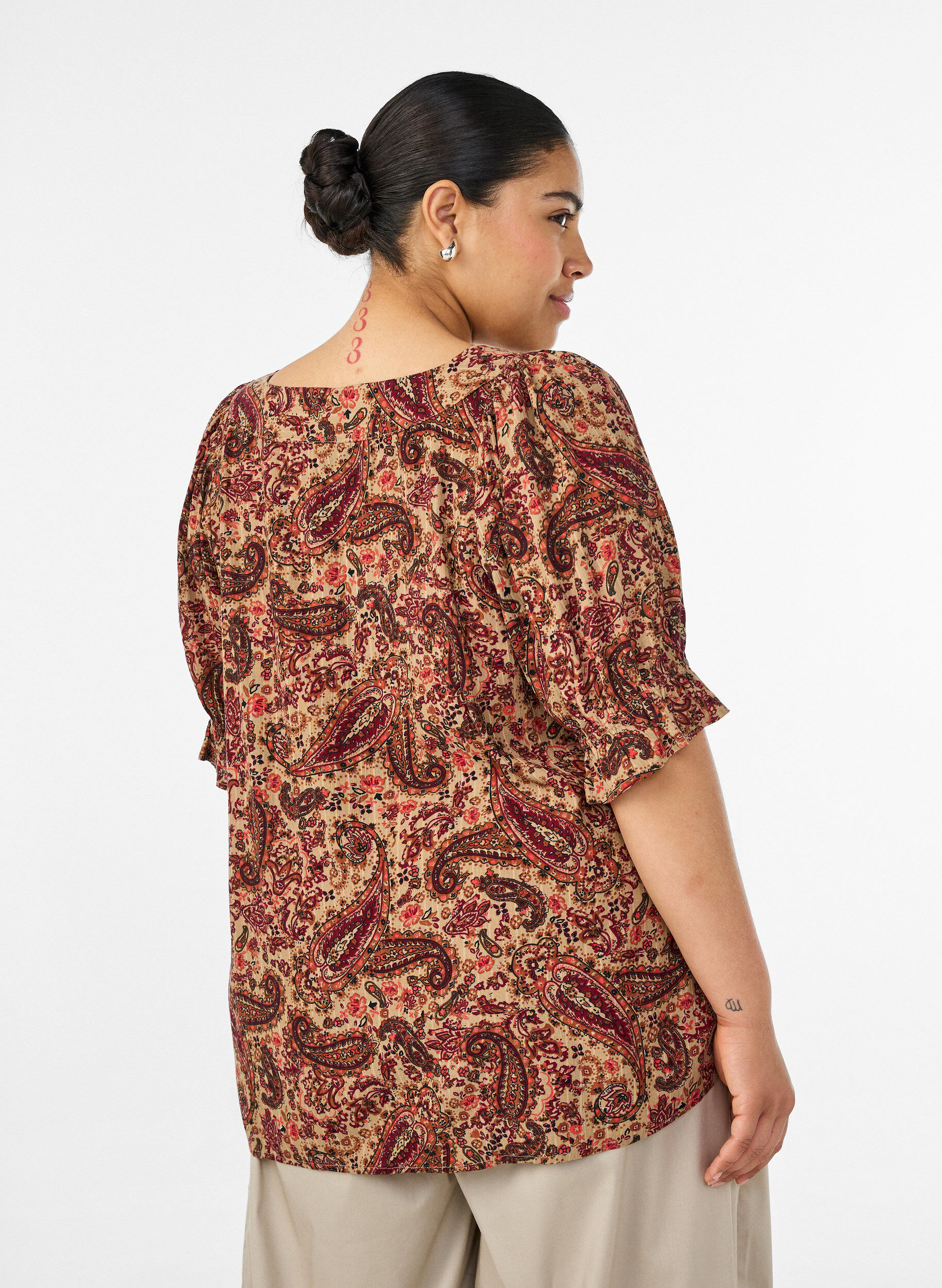 ZizziChemisier en viscose avec imprim&eacute; paisley et encolure carr&eacute;e, Marron, Model image number 2