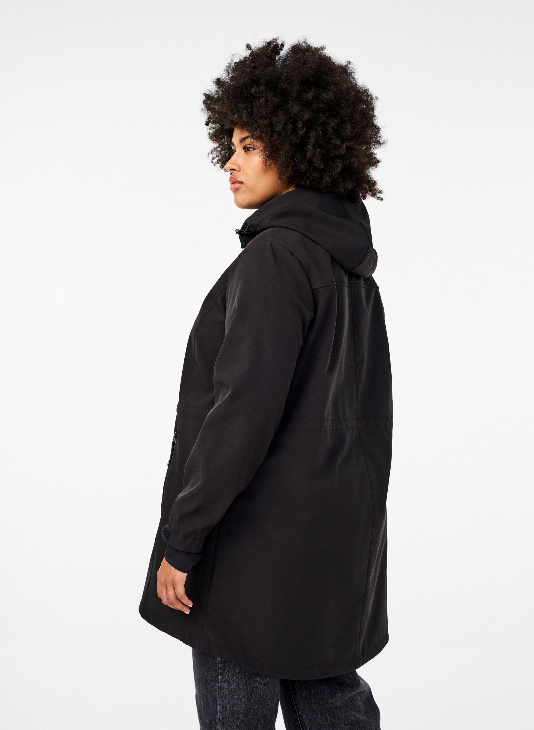 Zizzi Veste softshell avec capuche amovible, Noir, Model image number 2