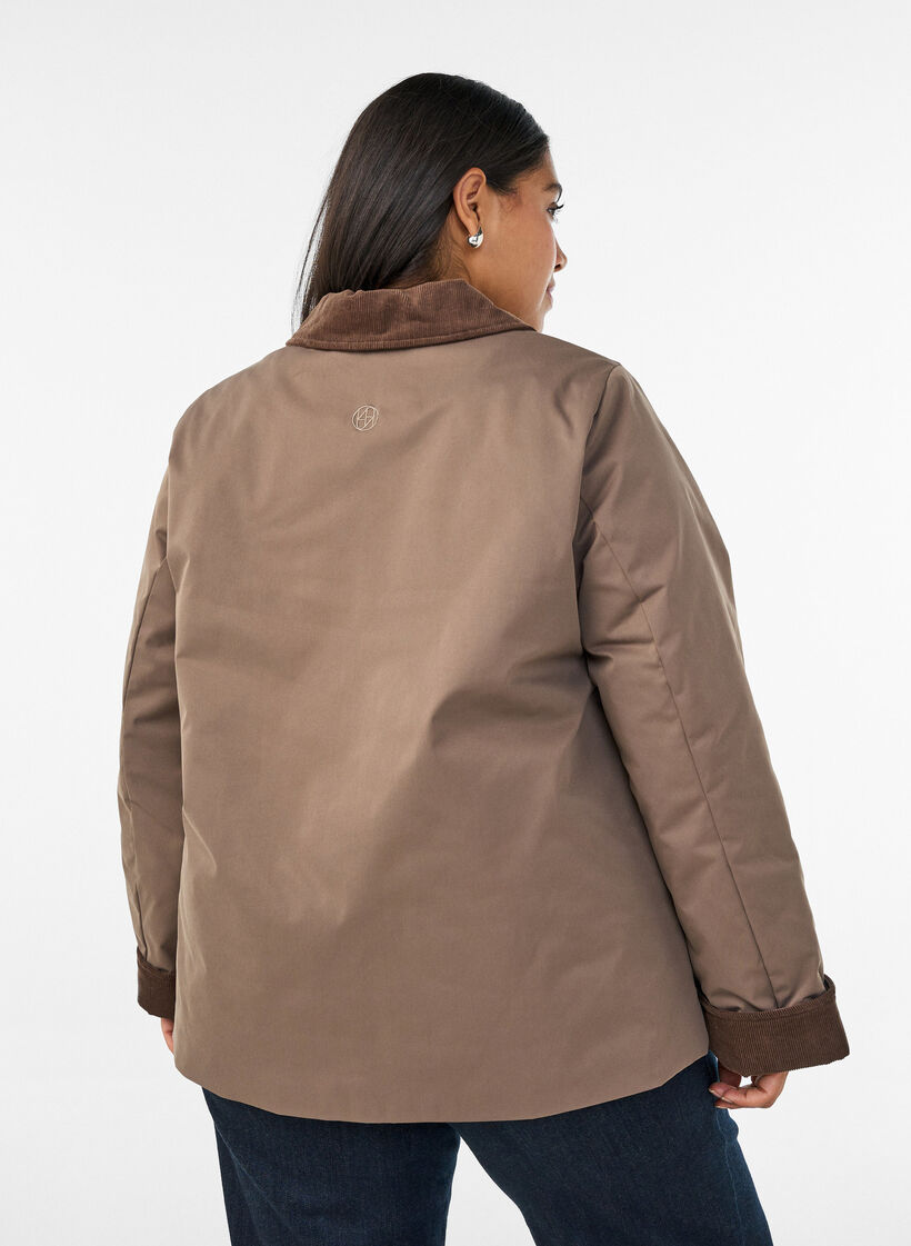 Veste l&eacute;g&egrave;rement matelass&eacute;e avec col en velours c&ocirc;tel&eacute;, Marron, Model image number 2