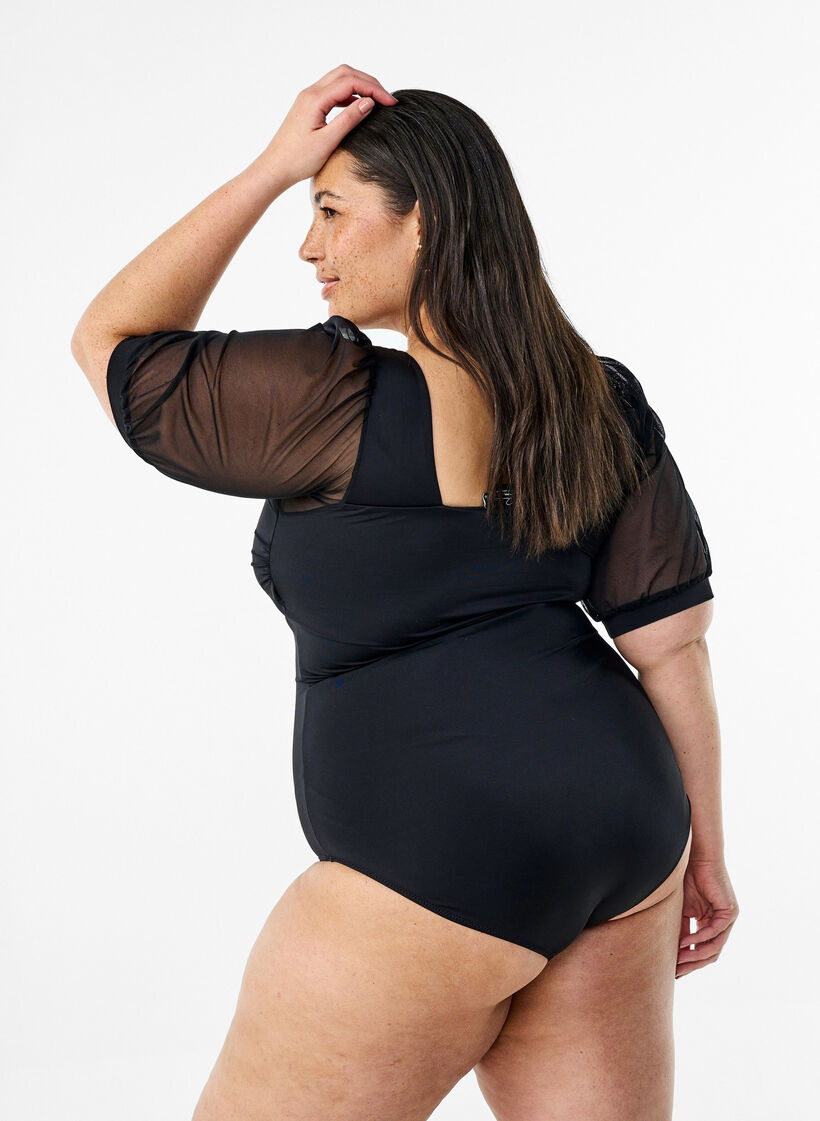 Maillot de bain avec manches courtes en maille, Black, Model image number 1