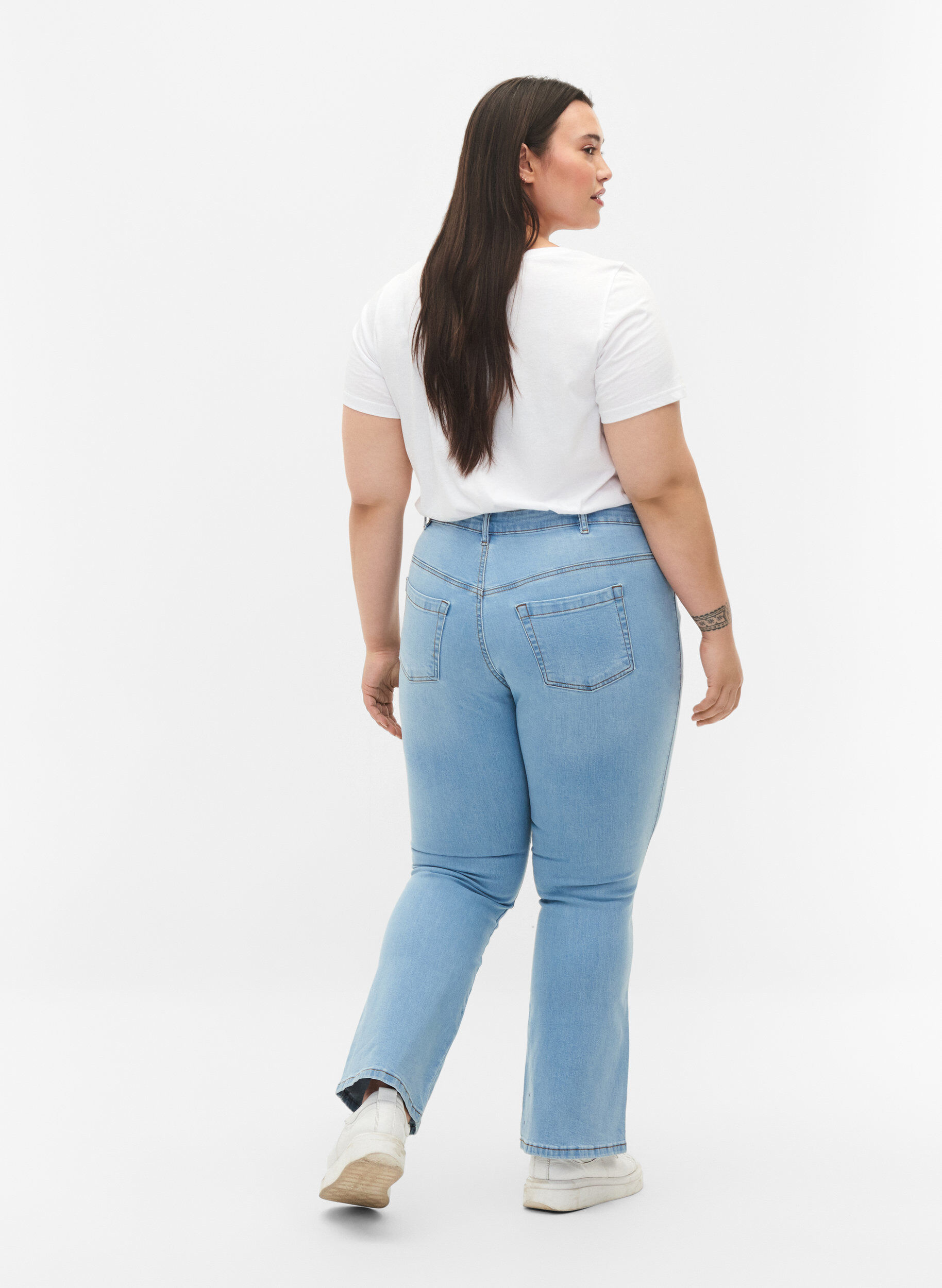 Zizzi Jeans bootcut Ellen &agrave; taille haute, Bleu Clair, Model image number 1