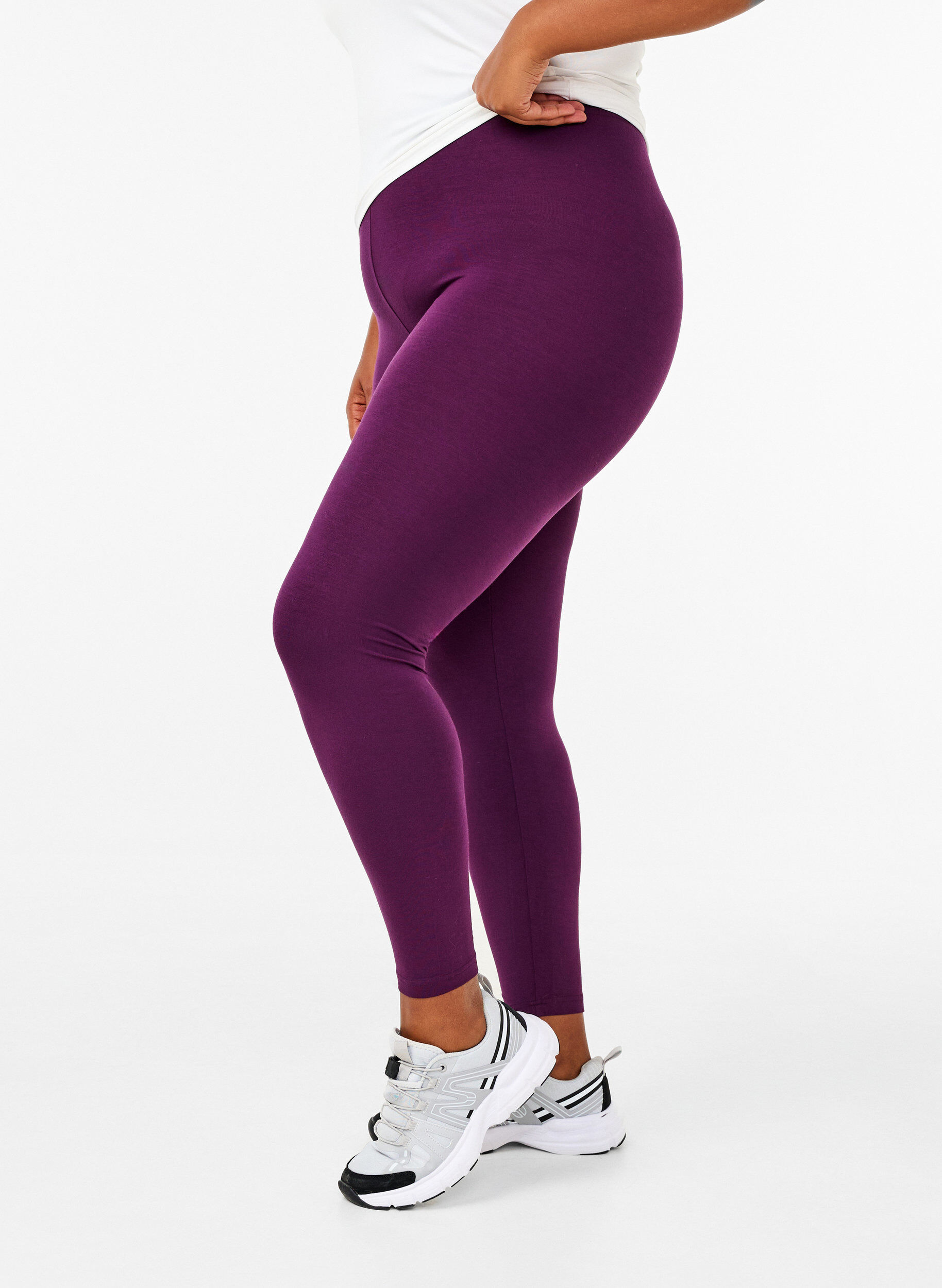 Zizzi Leggings basiques en viscose, Violet, Model image number 0