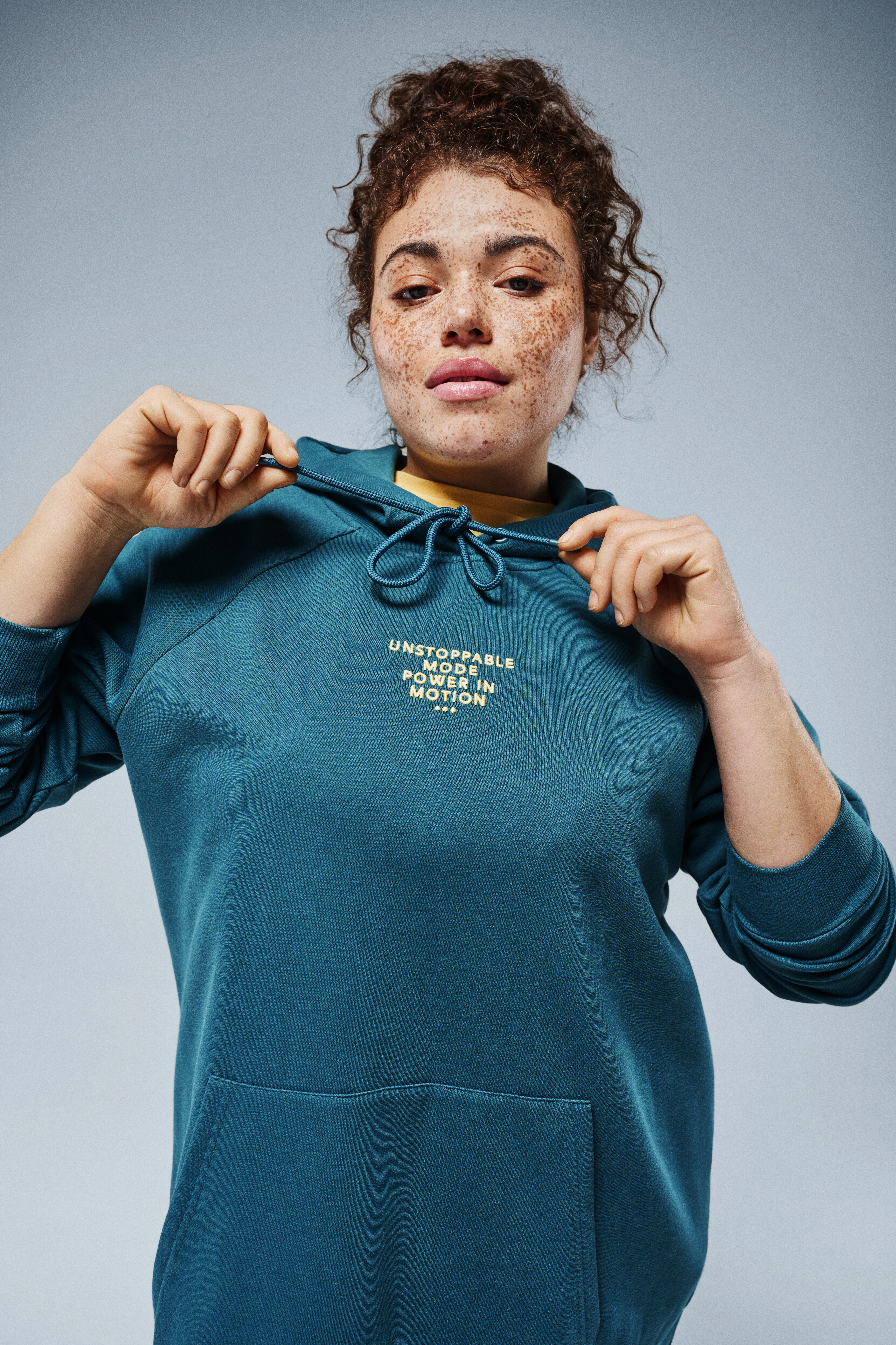 Zizzi T-shirt et sweat &agrave; capuche, , Model