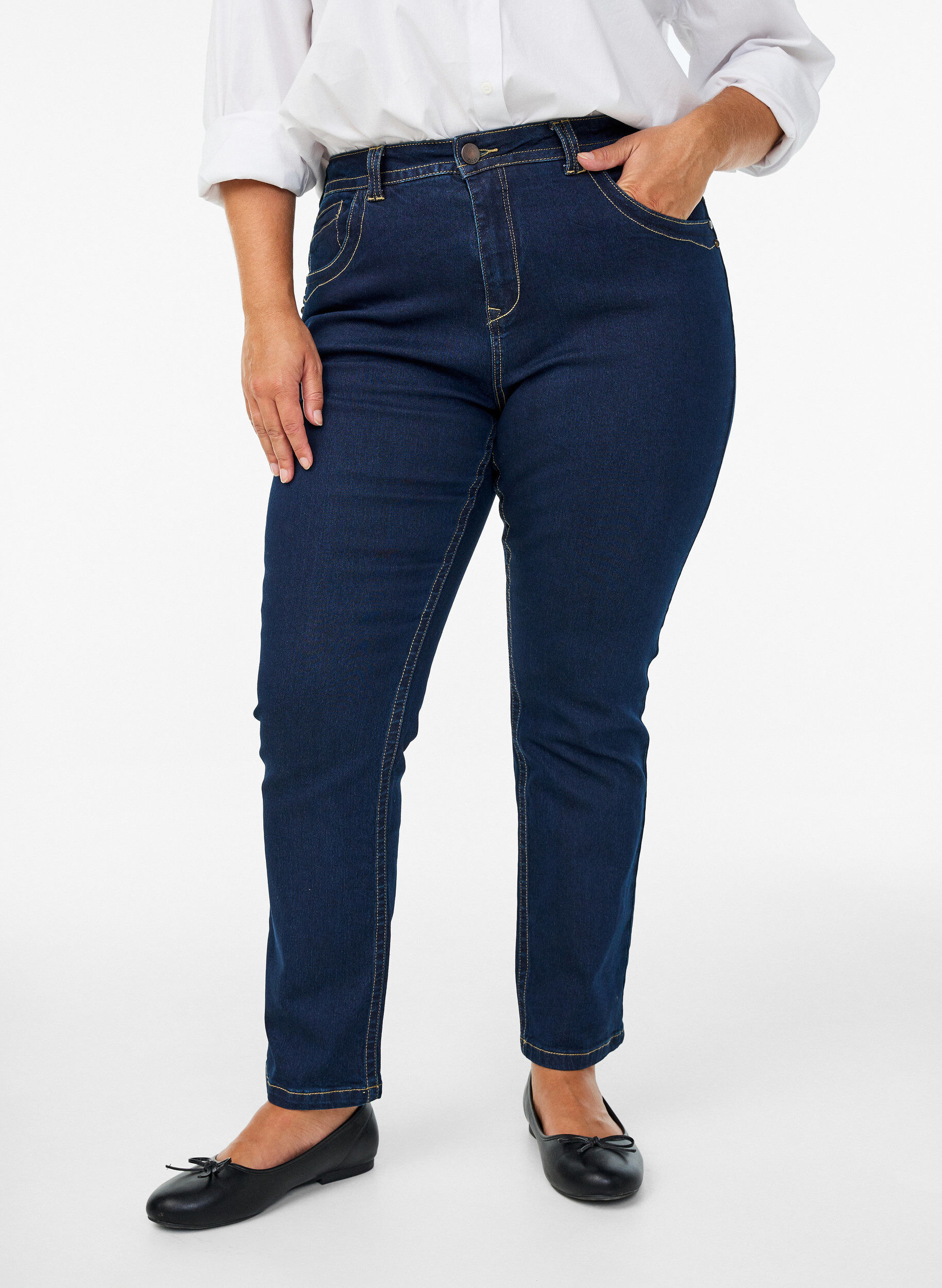 Zizzi Jean Vilma coupe slim &agrave; taille haute, Bleu, Model image number 3