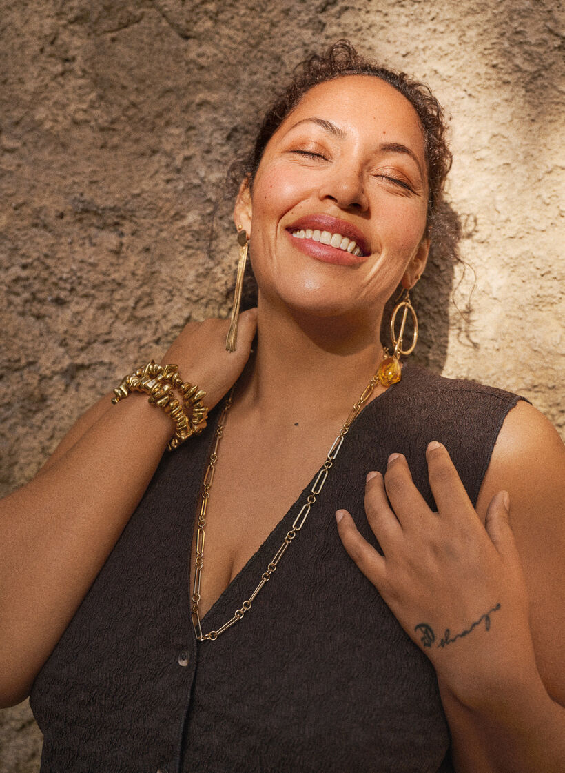 Top sans manches &agrave; texture ondul&eacute;e et fermeture boutonn&eacute;e, Marron, Image image number 0