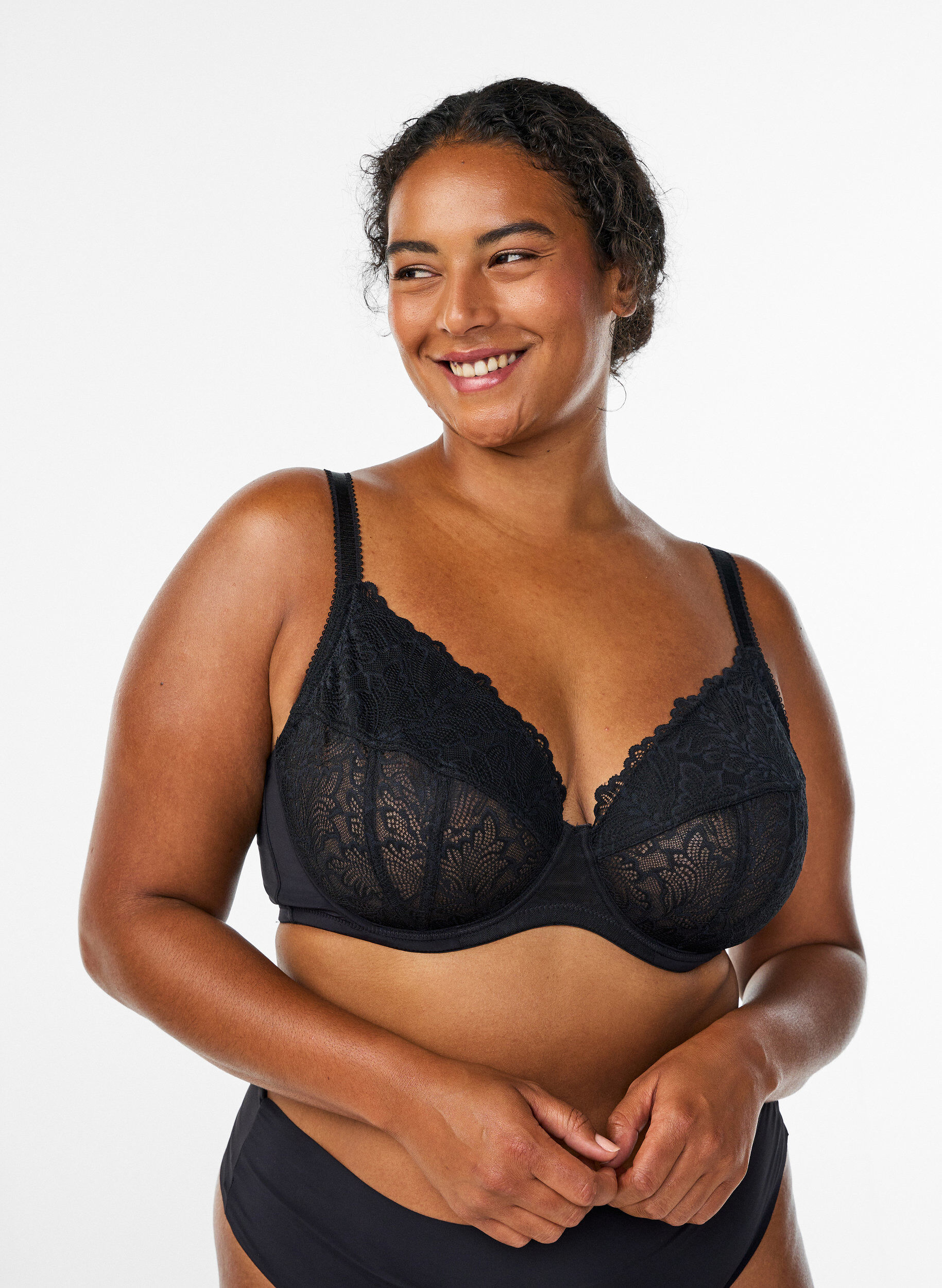 Soutien-gorge plongeant &agrave; armatures avec dentelle, Noir, Model