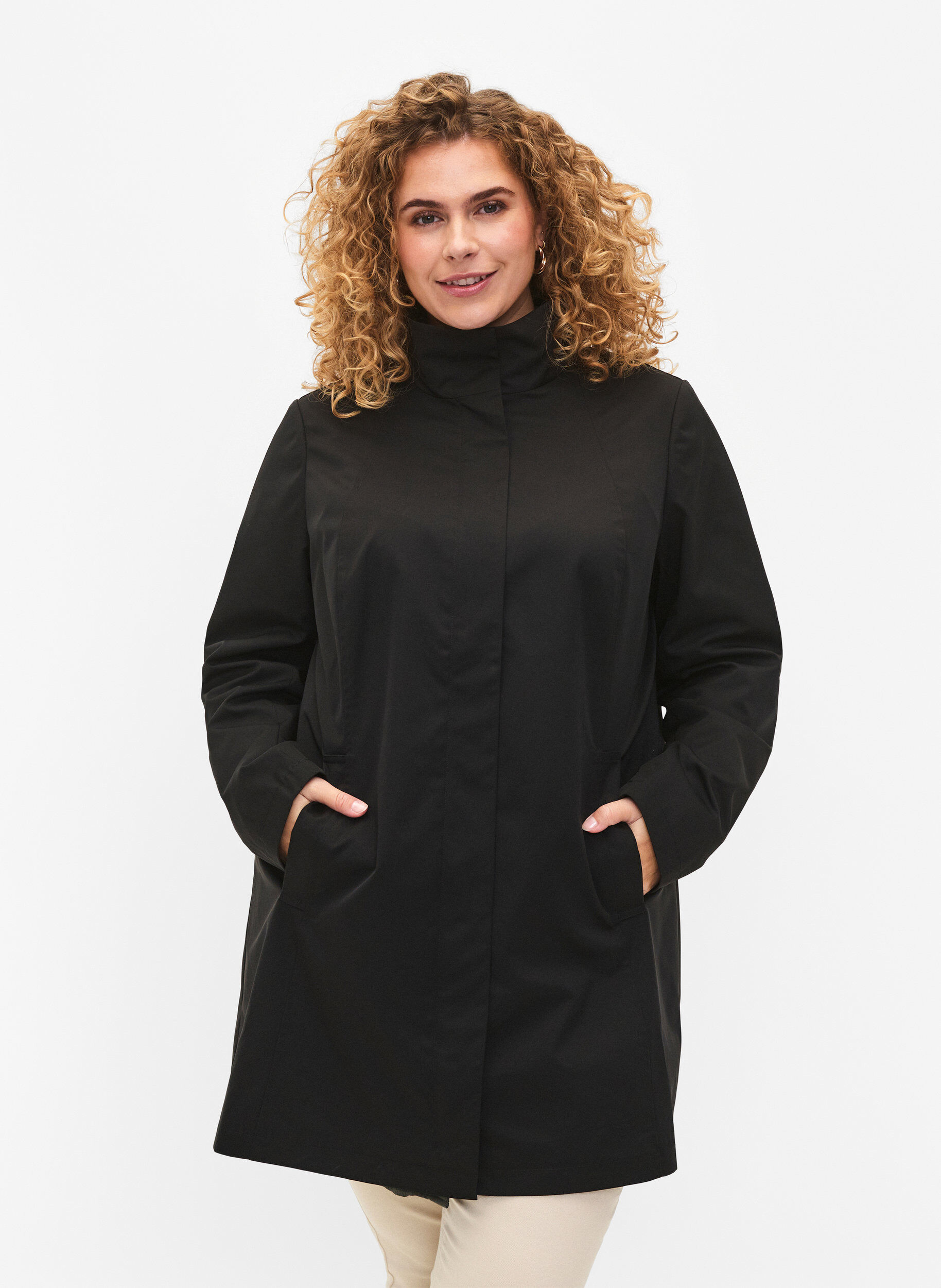 Zizzi Veste avec poches et col montant, Noir, Model image number 0