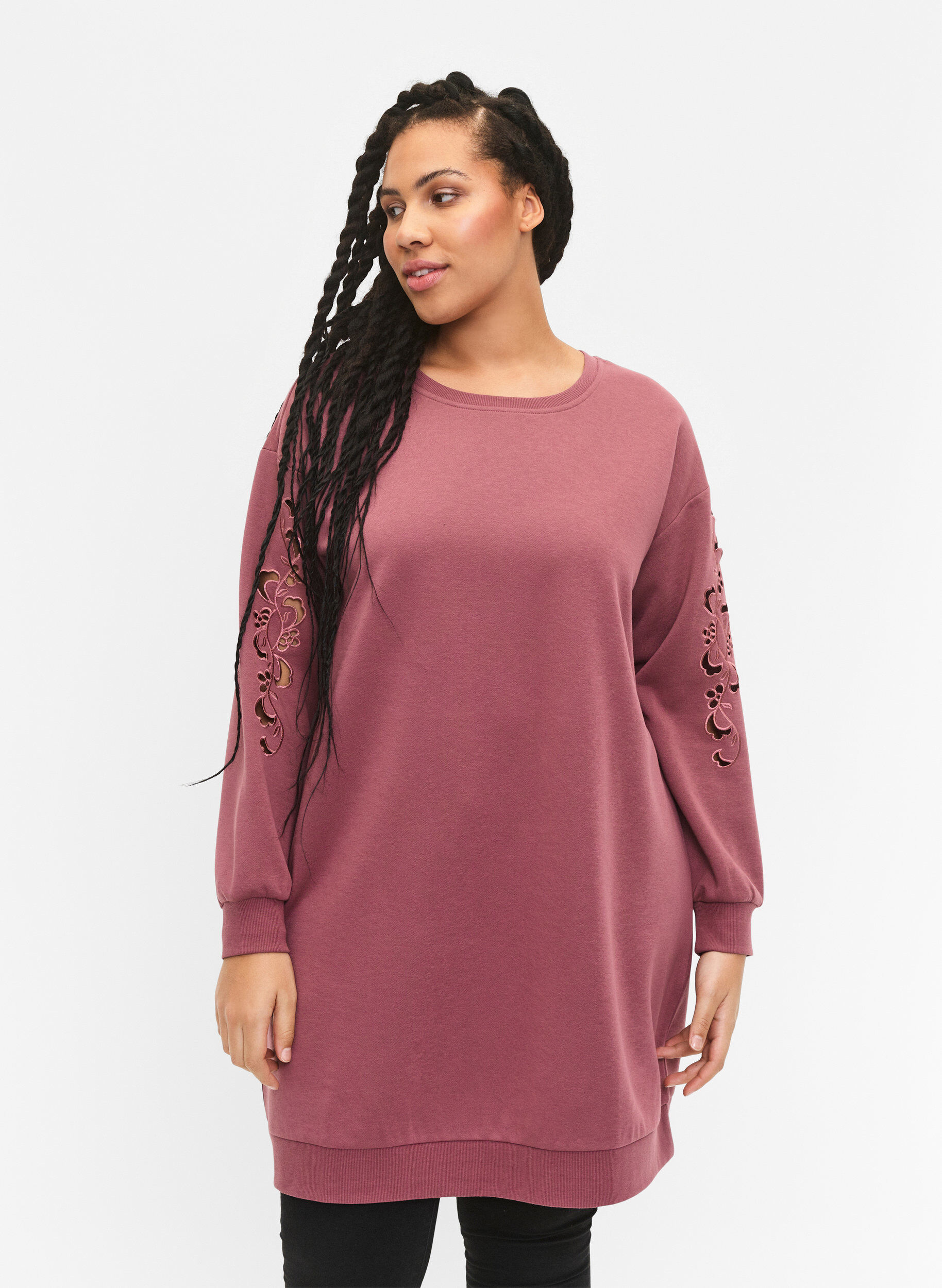 Zizzi Robe sweat avec d&eacute;tails brod&eacute;s., Rose Brown, Model image number 0