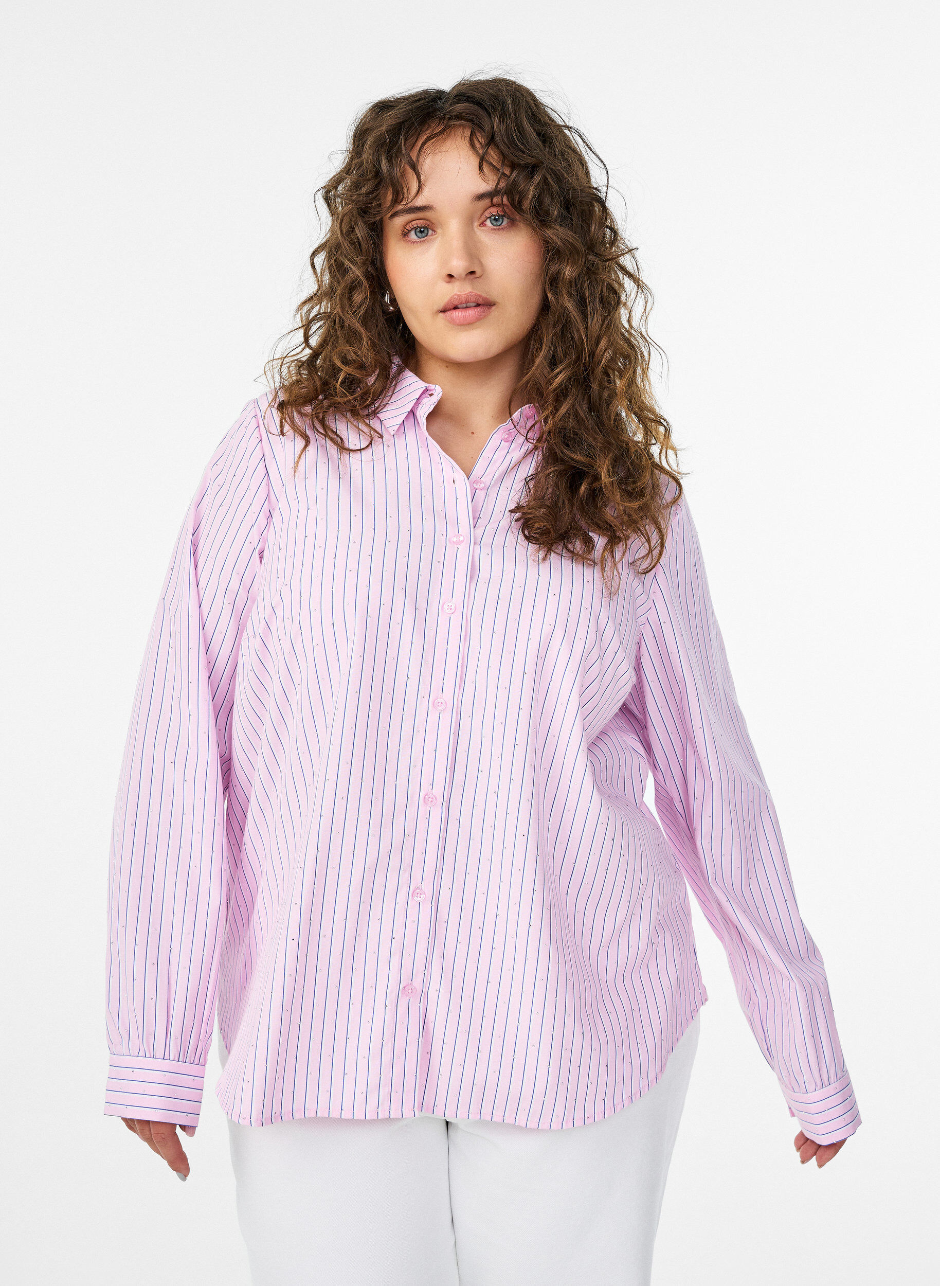 Chemise ray&eacute;e avec des clous, Rose, Model