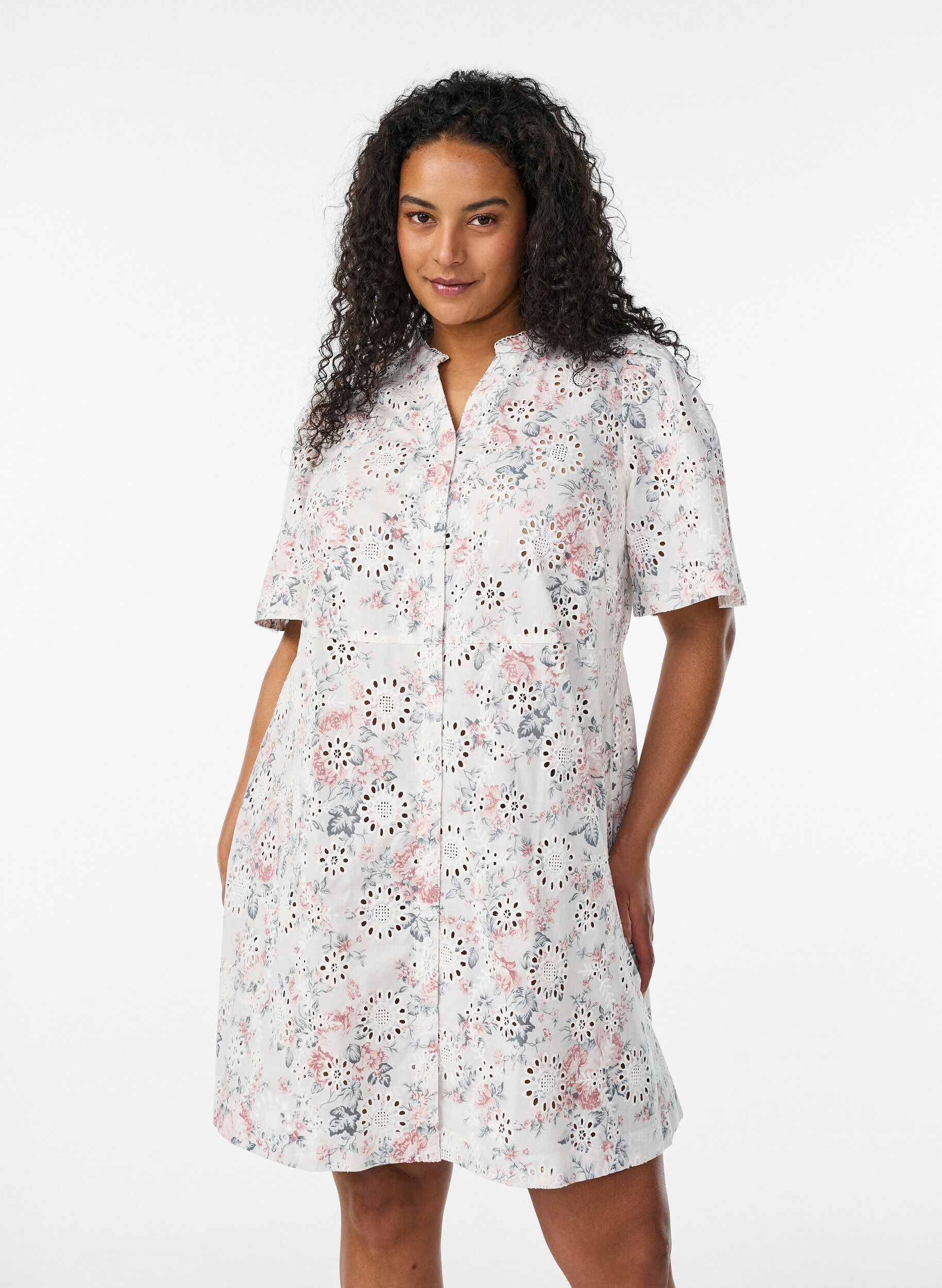ZizziRobe en coton &agrave; imprim&eacute; floral et broderie anglaise, Vanille, Model image number 0
