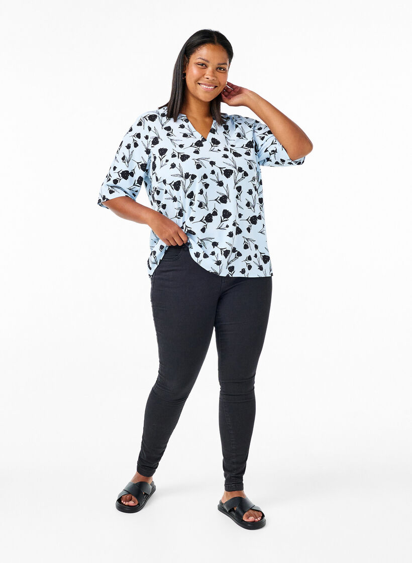 Chemisier à col en V avec imprimé floral, Cashmere Blue Flower, Model image number 2