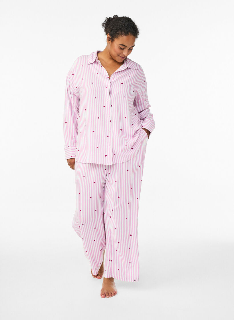 Pantalon de nuit ample &agrave; rayures et c&oelig;urs, Rose, Model image number 0