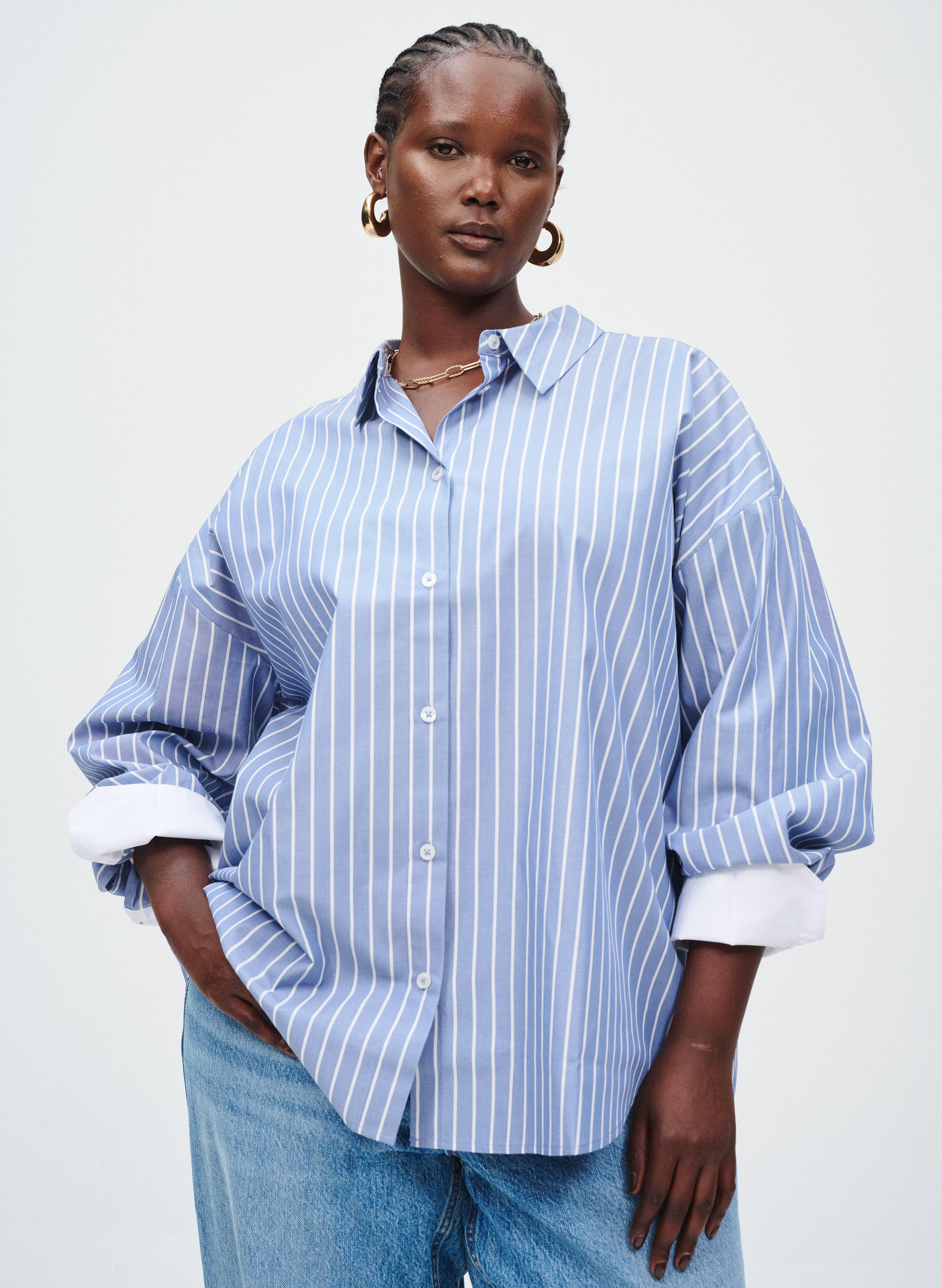 Chemise bleue &agrave; rayures, , Model