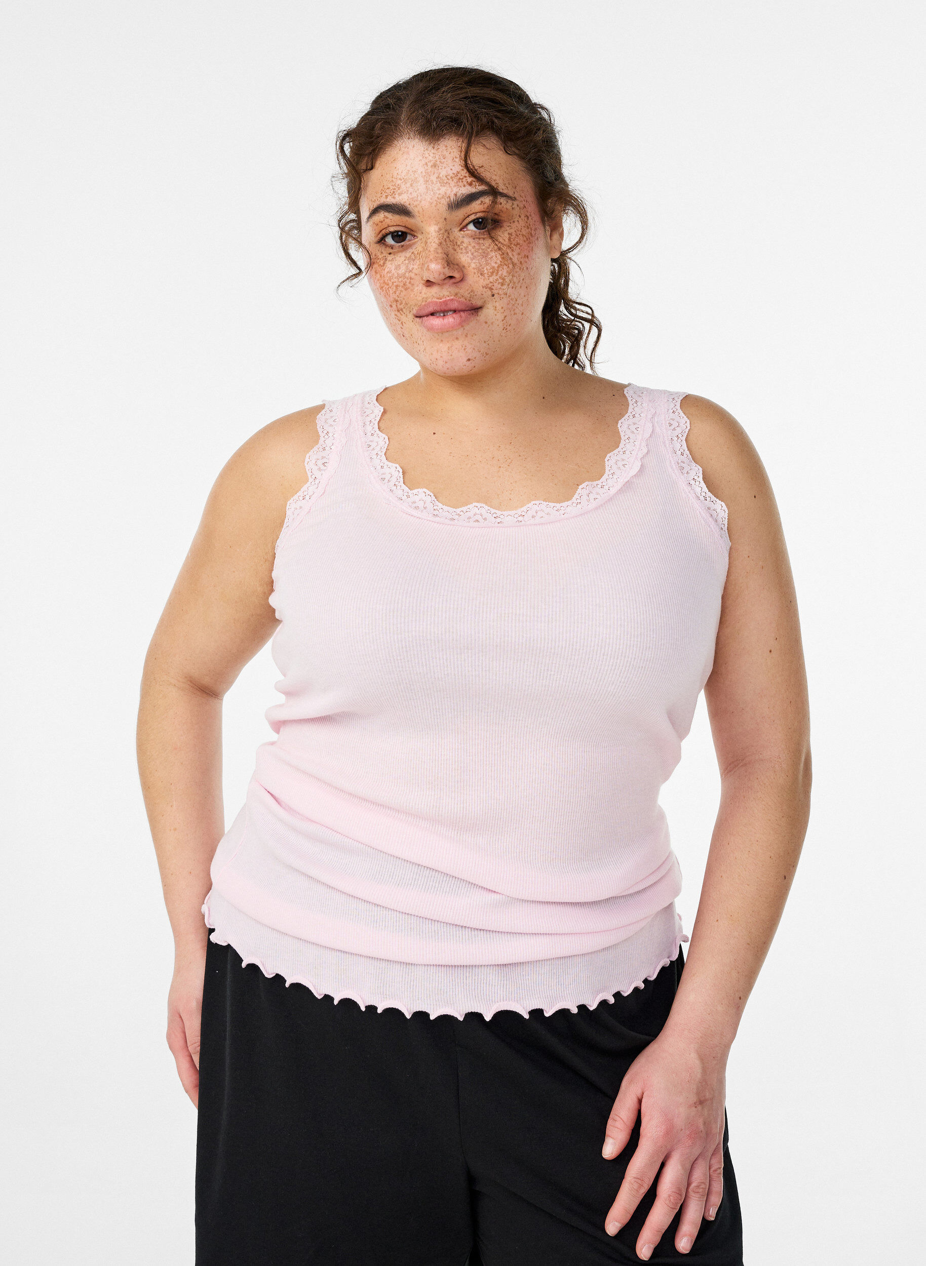 ZizziHaut avec bordure en dentelle, Rose, Model image number 0