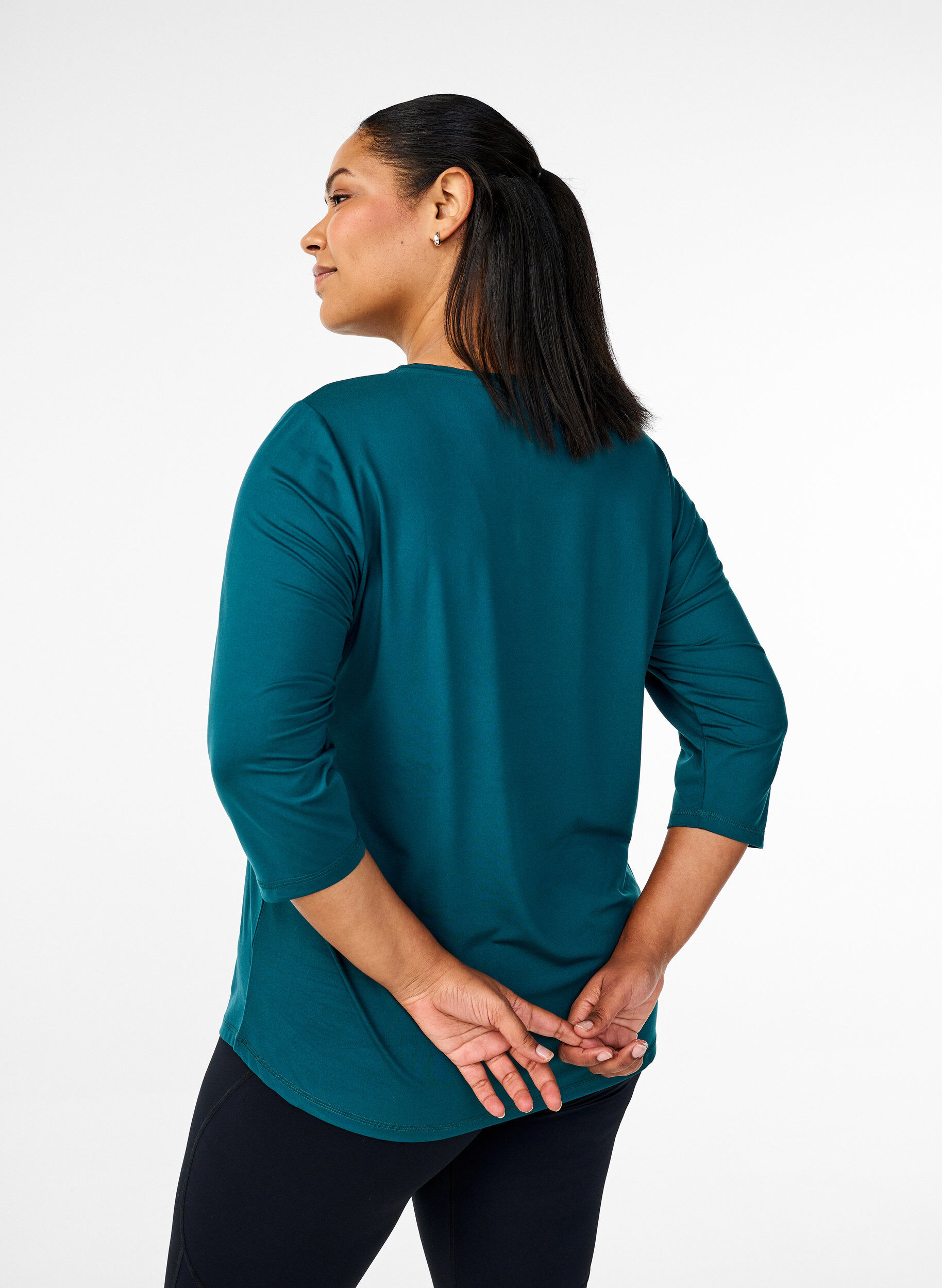 ZizziBlouse d'entra&icirc;nement &agrave; manches 3/4, Vert, Model image number 2