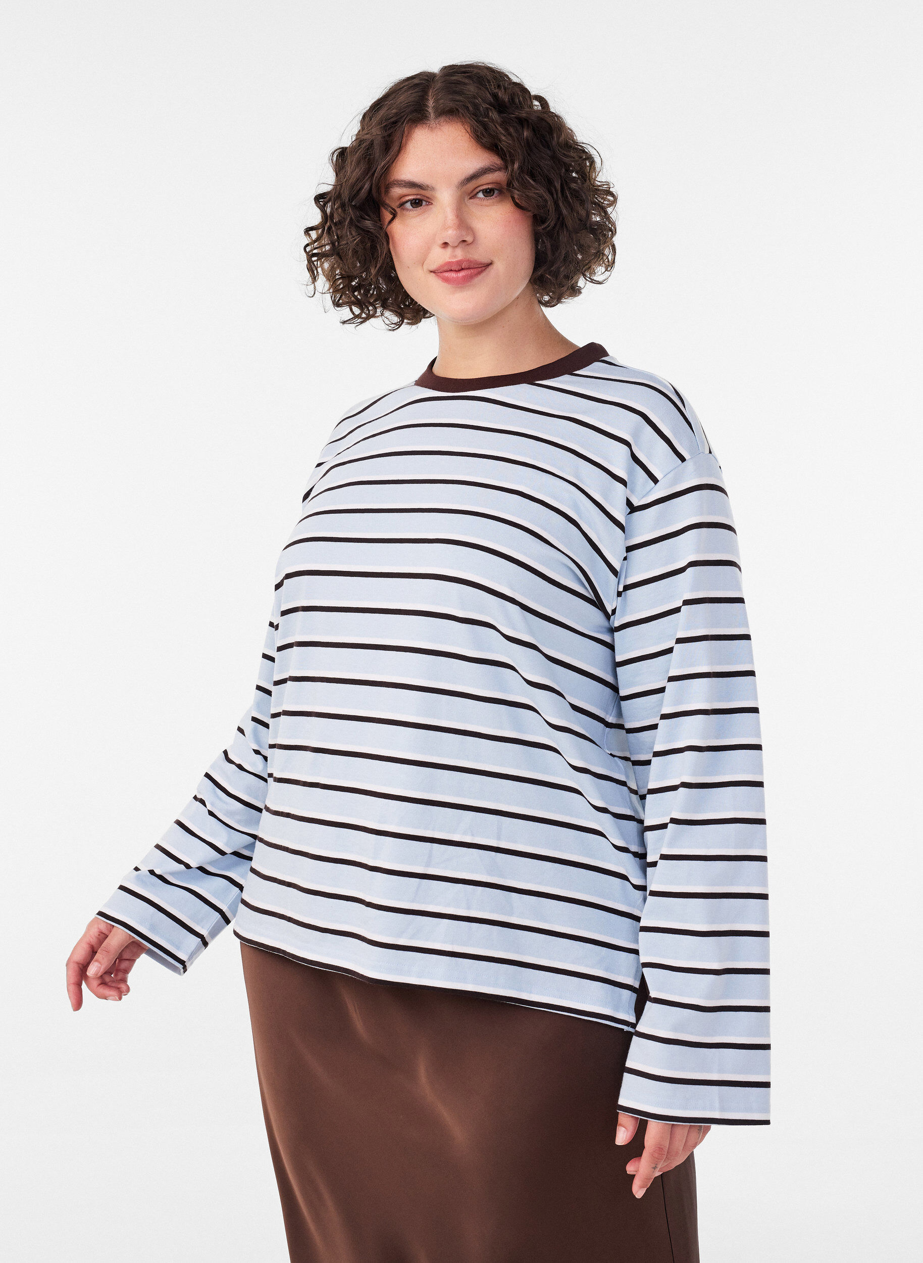 ZizziT-shirt basic &agrave; manches longues, Bleu, Model image number 3