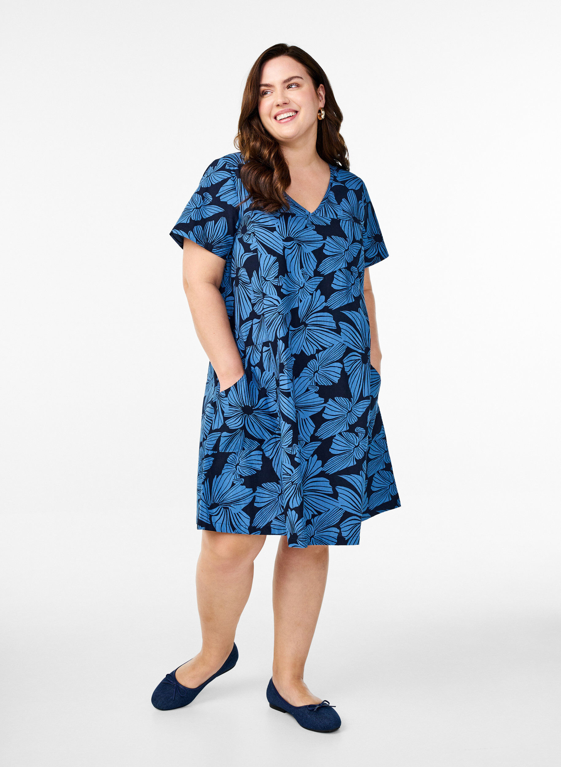 ZizziRobe courte &eacute;vas&eacute;e &agrave; imprim&eacute; floral, Bleu, Model image number 1