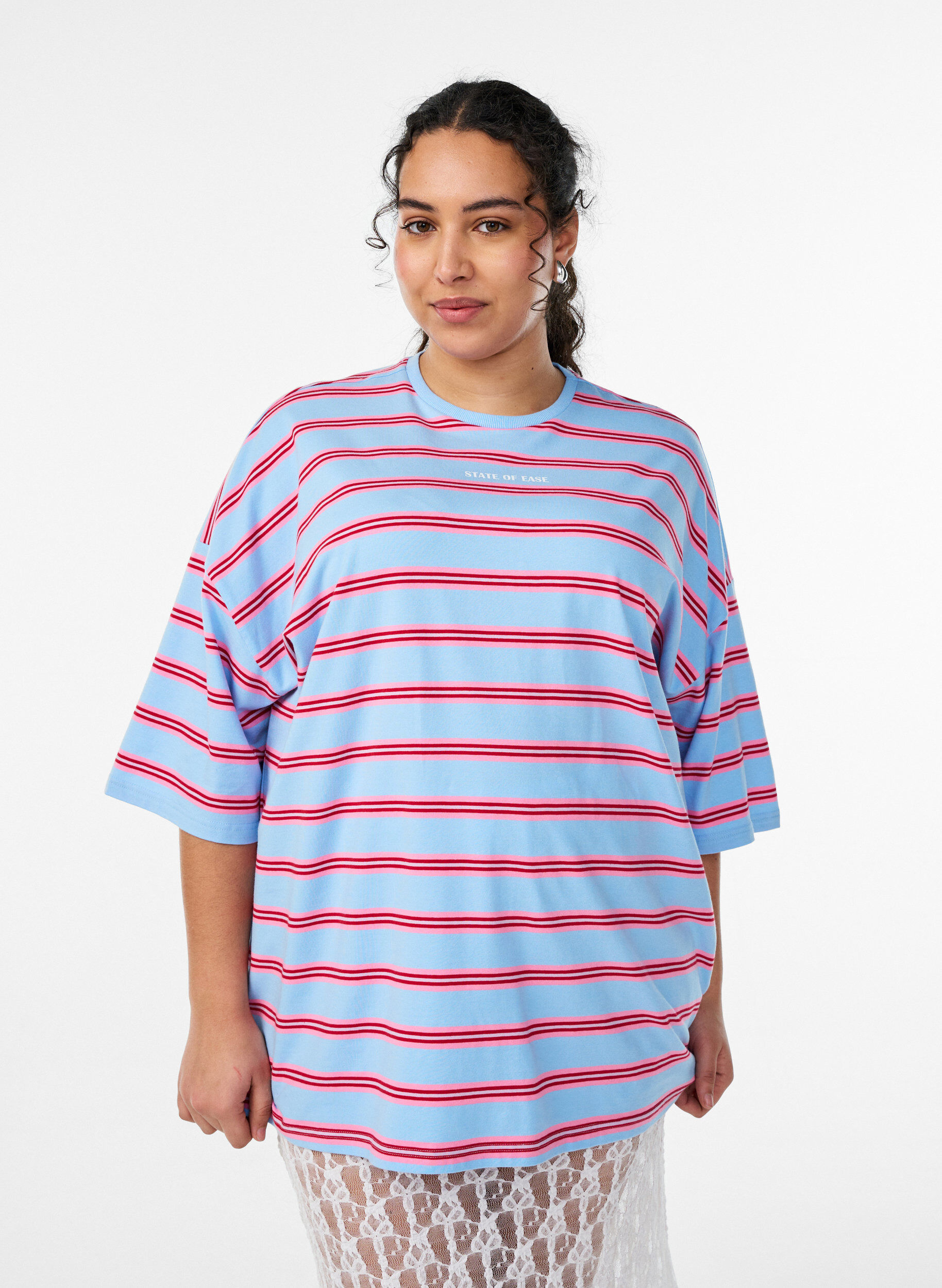 T-shirt oversize &agrave; rayures et manches 1/2, Bleu Clair, Model