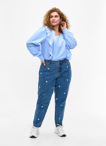 Jeans Mille coupe Mom avec broderies, Light Blue Heart, Model image number 0
