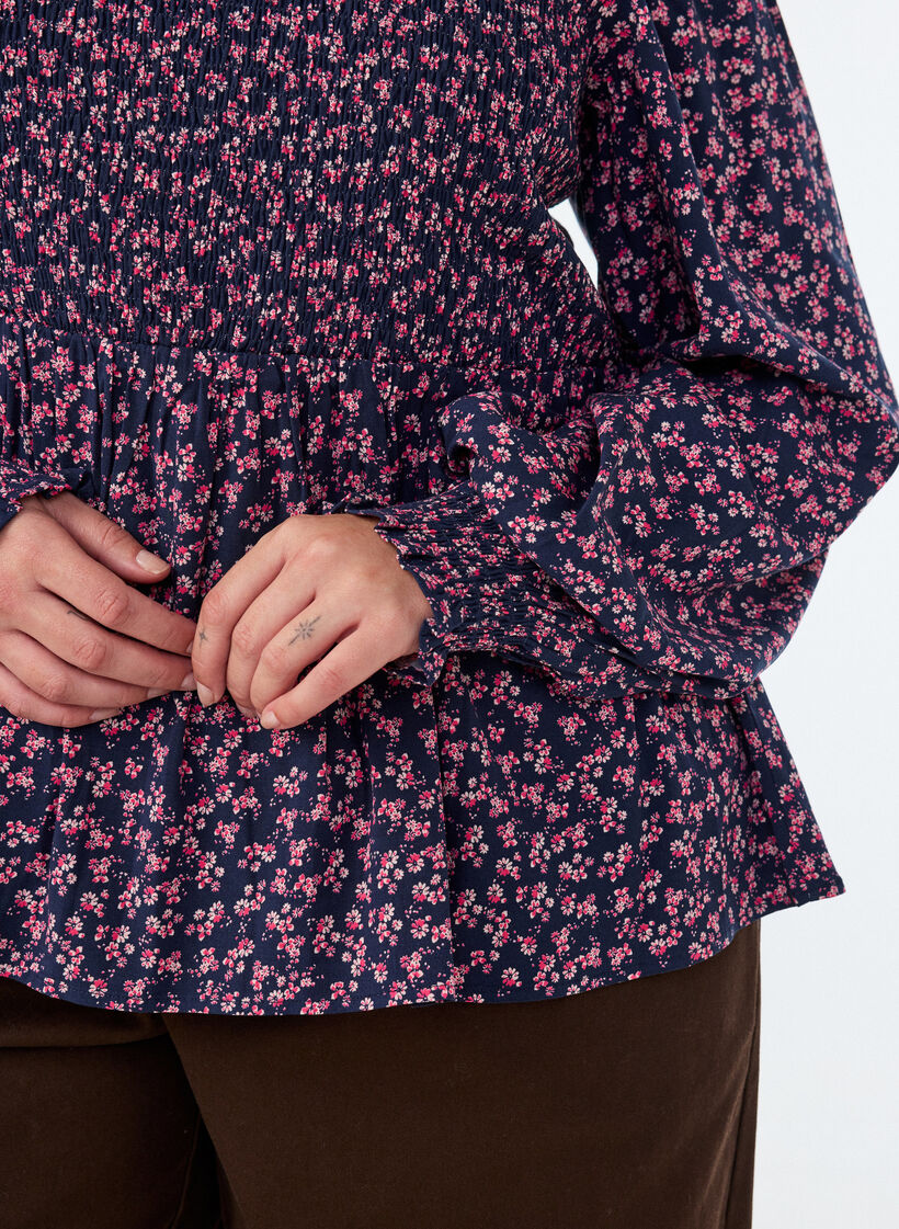 Blouse avec haut smock&eacute; et imprim&eacute; fleuri, Bleu, Model image number 3