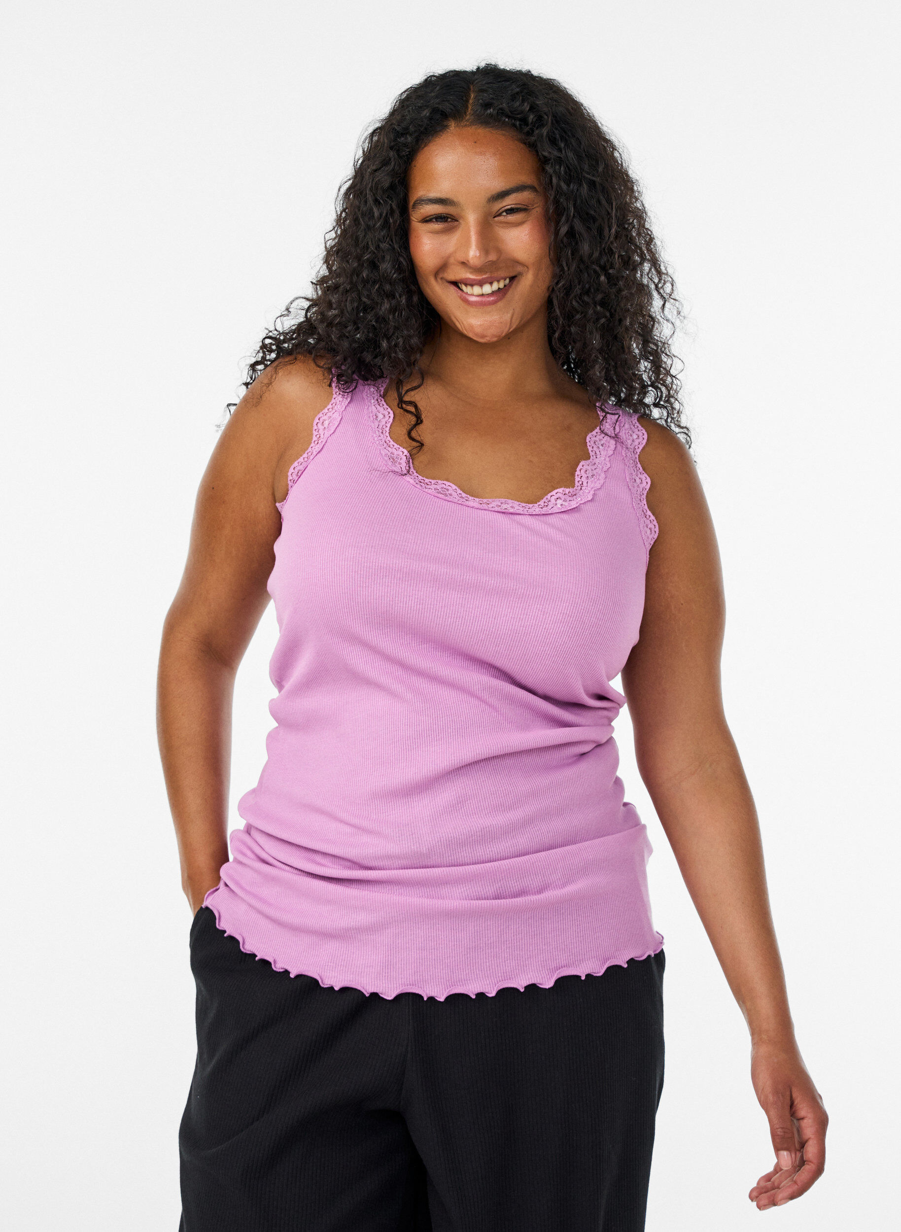 Haut &agrave; dentelle, Mauve, Model