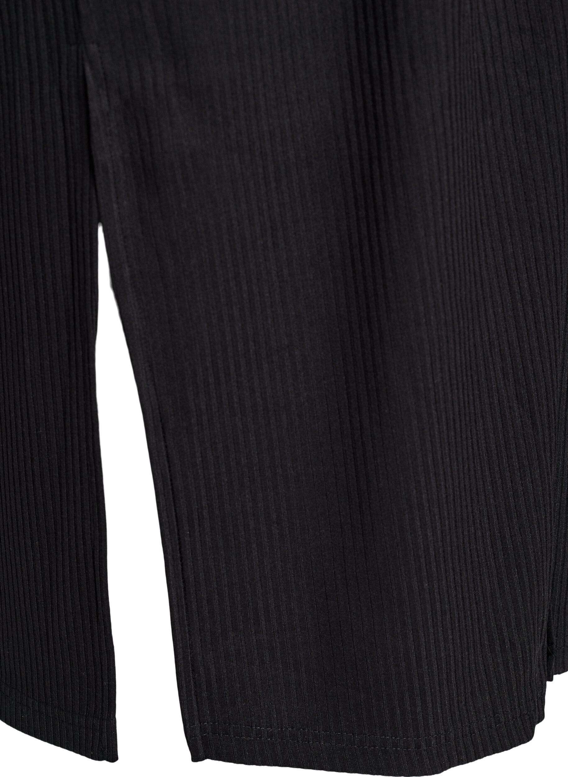 Zizzi Robe maxi en jersey avec col et manches courtes., Noir, Packshot image number 3