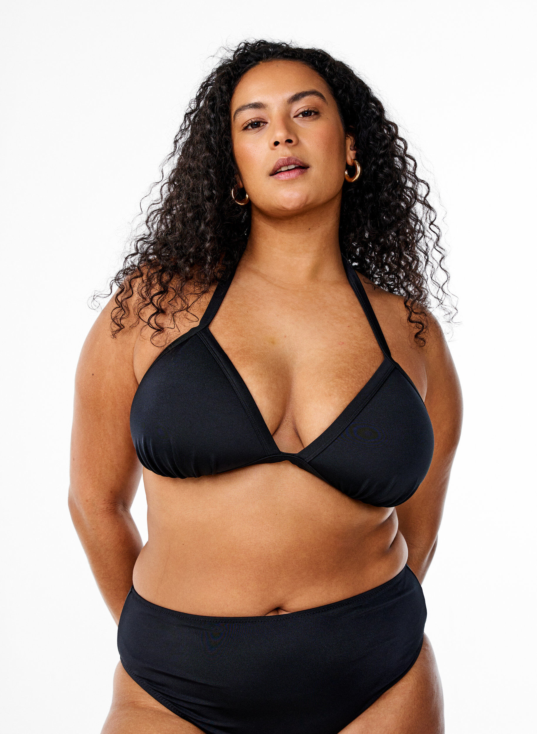 Haut de bikini triangle uni, Noir, Model