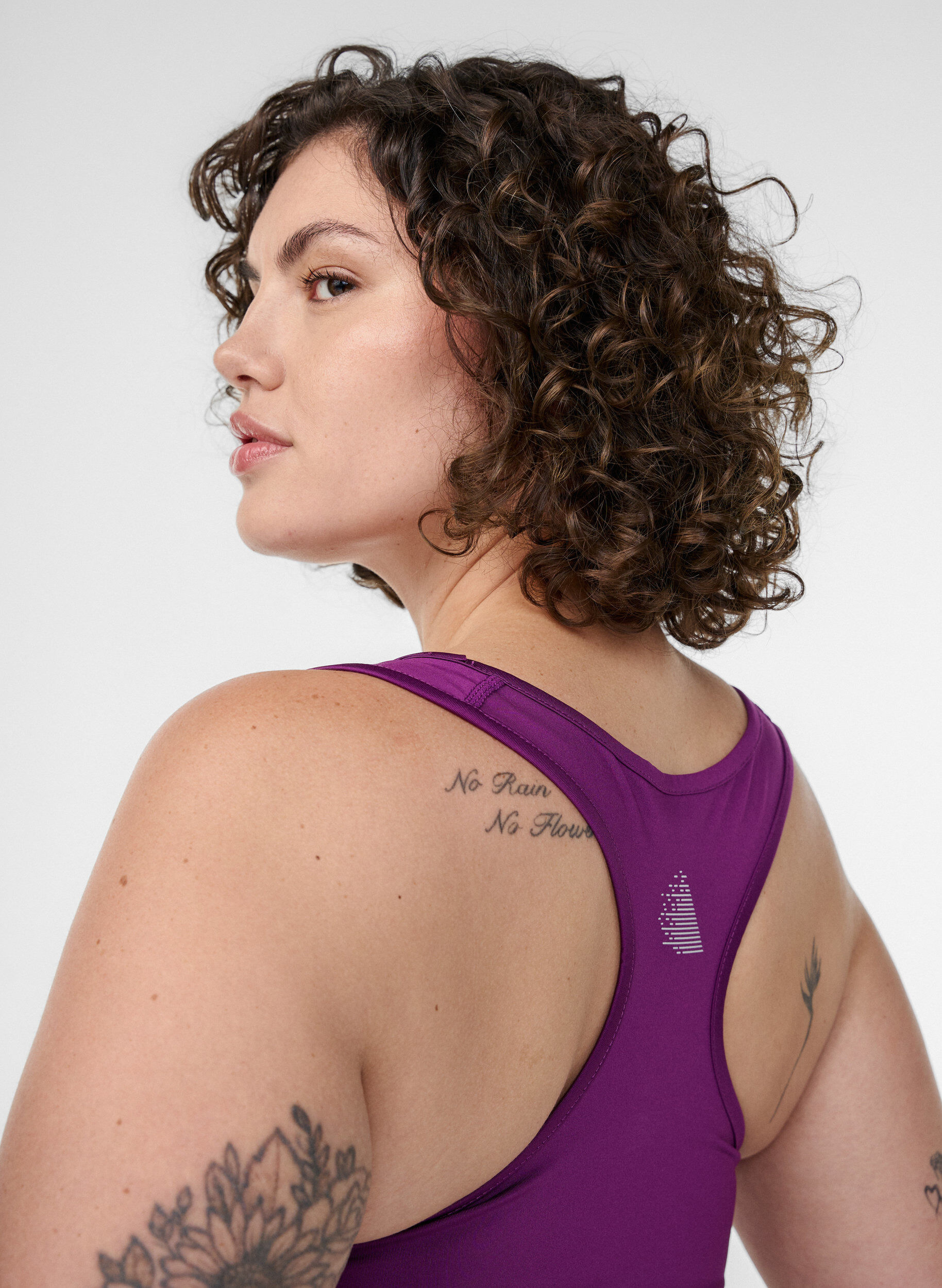 ZizziBrassi&egrave;re de sport avec dos nageur, Violet, Model image number 3