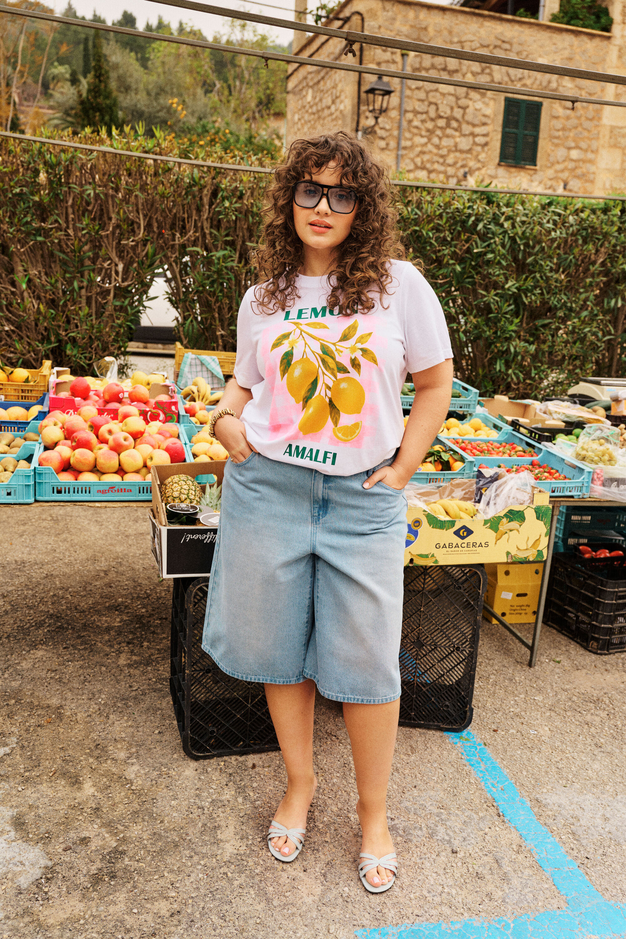 ZizziAmbiance m&eacute;diterran&eacute;enne fra&icirc;che en denim, , Model