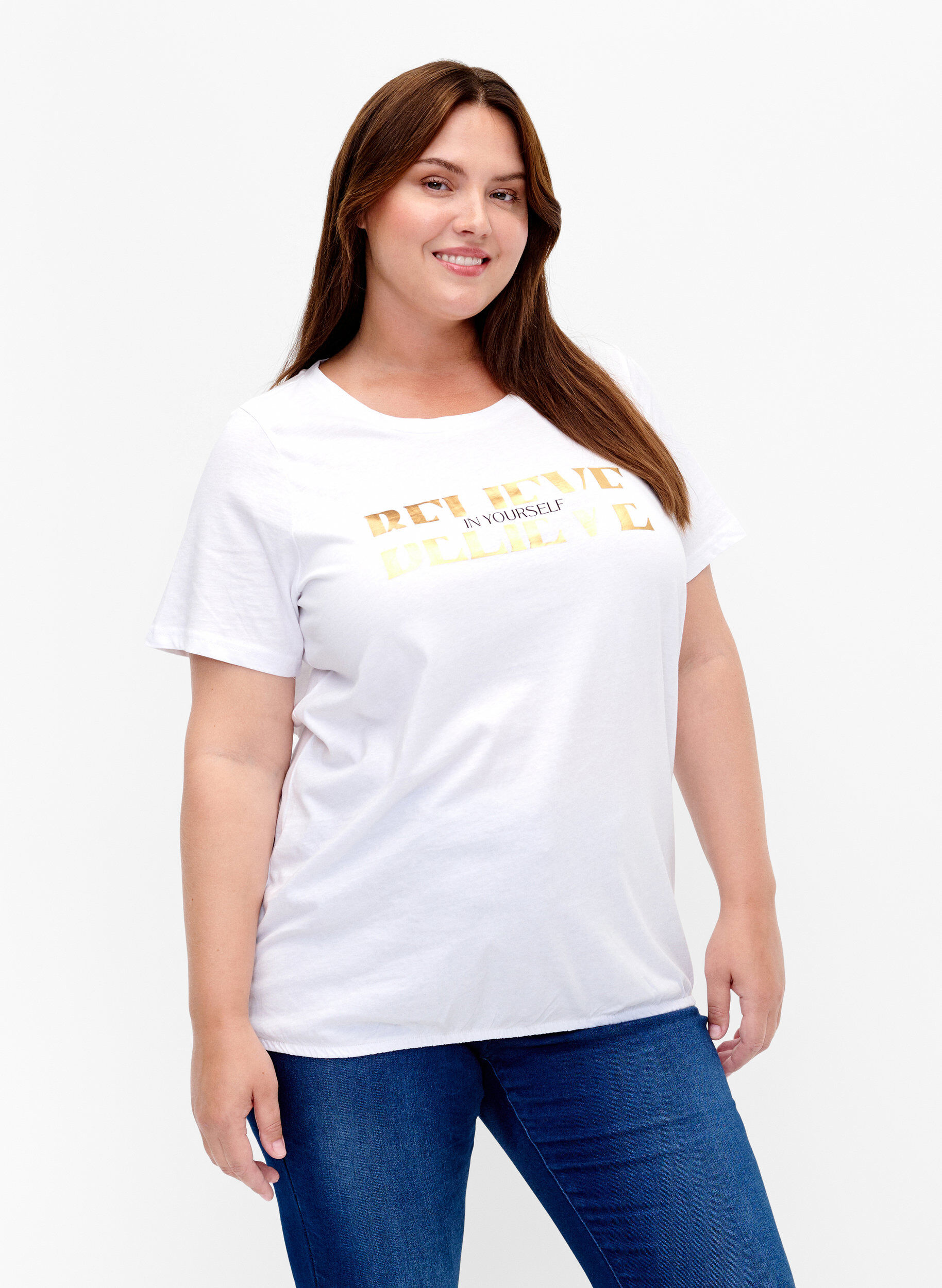 Zizzi T-shirt en coton avec imprim&eacute; m&eacute;tallis&eacute;, B. White w. Believe, Model image number 0