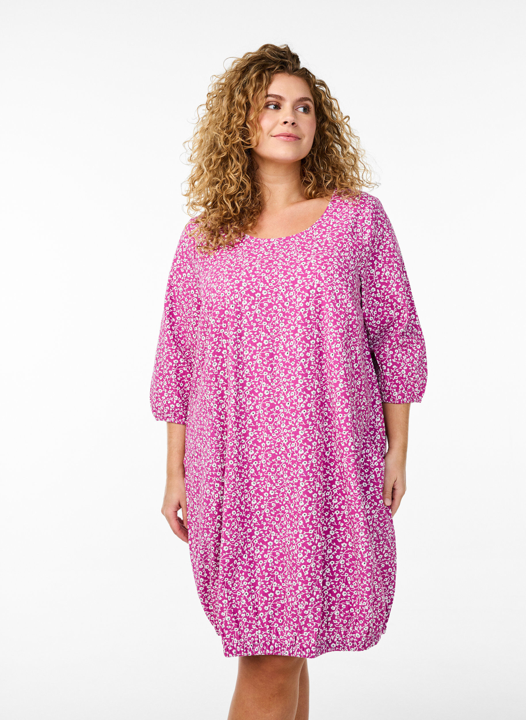 Zizzi Robe courte en coton avec manches 3/4 et poches, Violet, Model image number 0