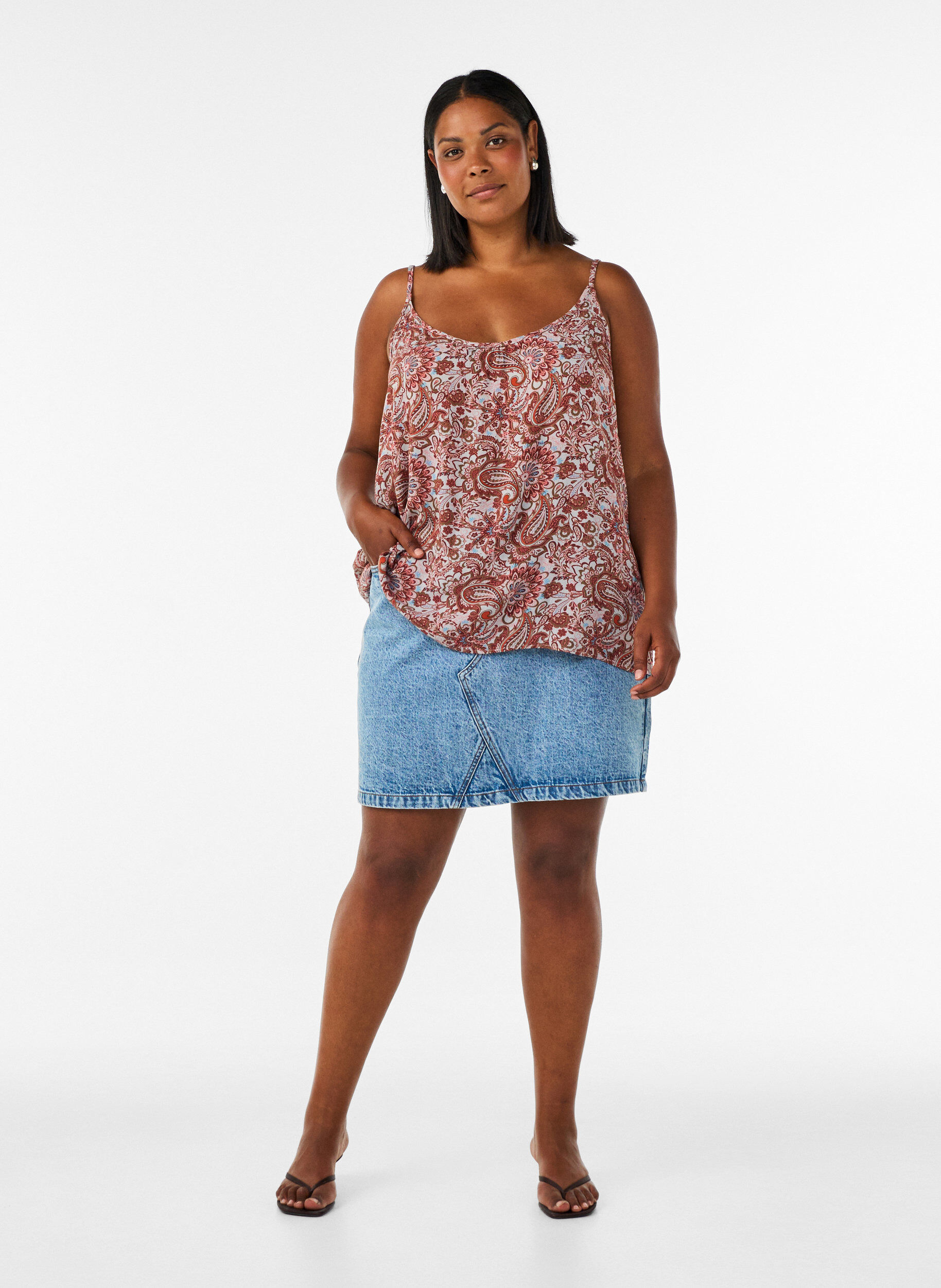 ZizziTop &agrave; bretelles en viscose, Rose, Model image number 1