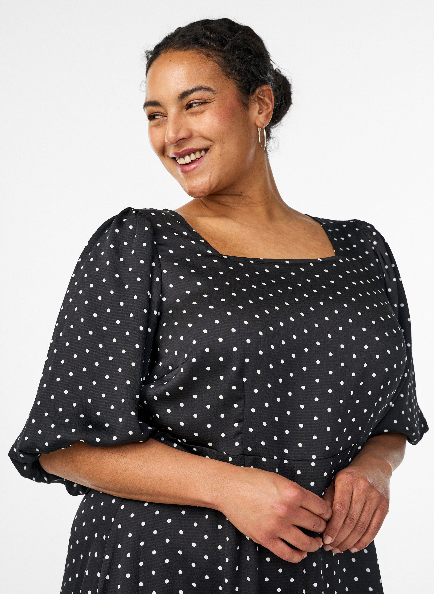 ZizziRobe midi &agrave; pois avec encolure carr&eacute;e, Noir, Model image number 2
