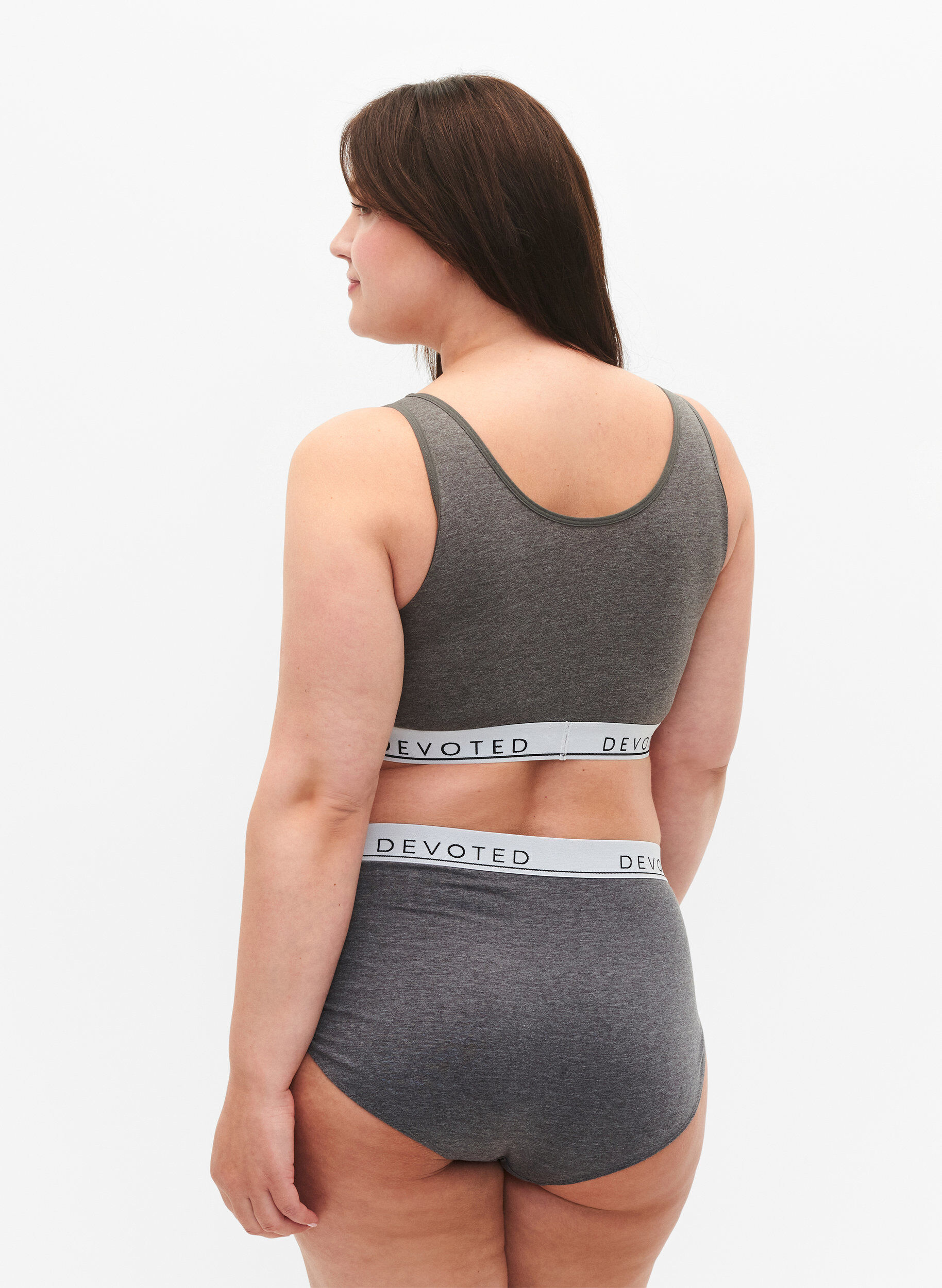 Zizzi Culotte chin&eacute;e &agrave; taille r&eacute;guli&egrave;re, Gris, Model image number 1