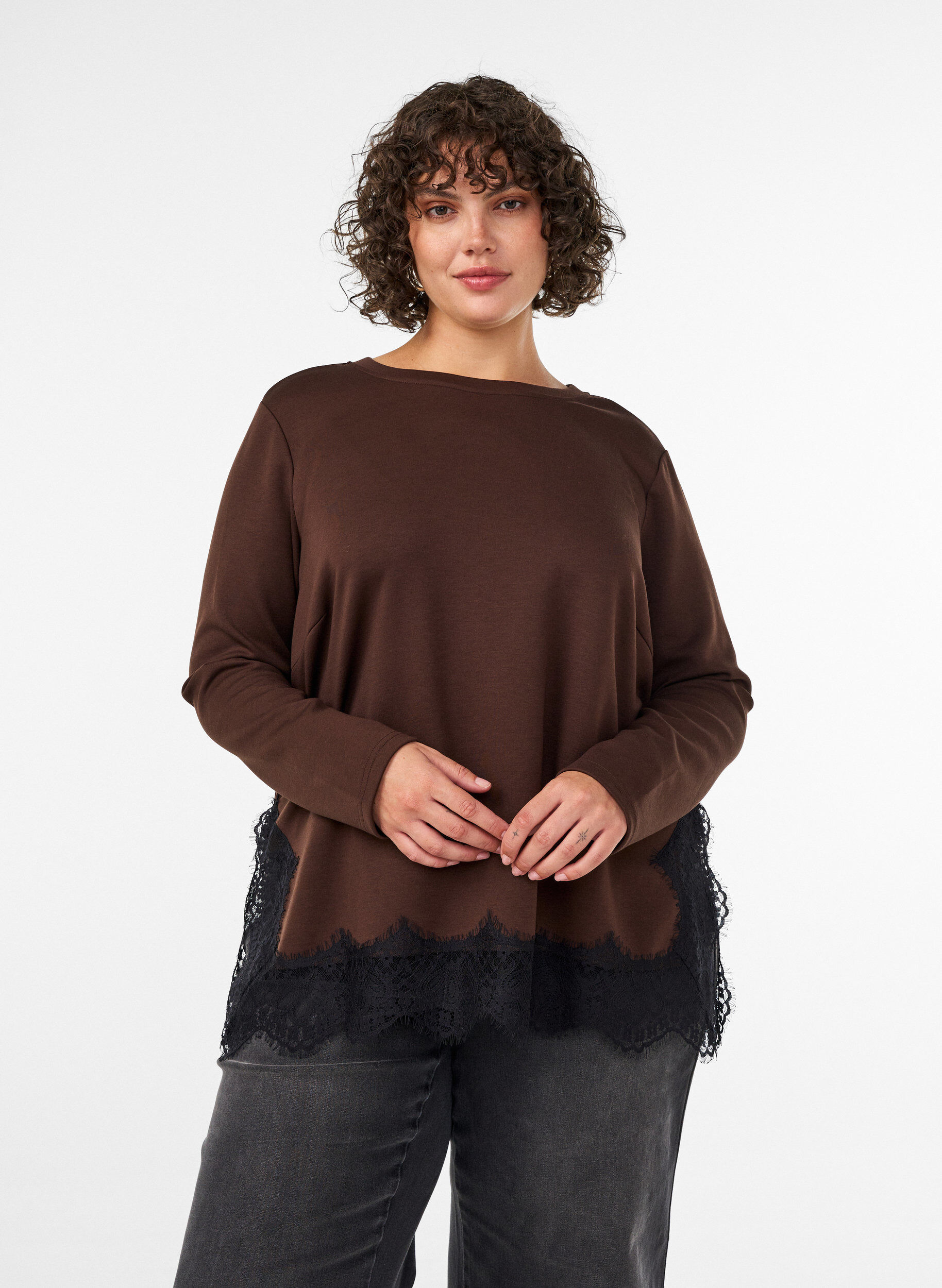 ZizziBlouse en jersey avec dentelle, Marron, Model image number 0
