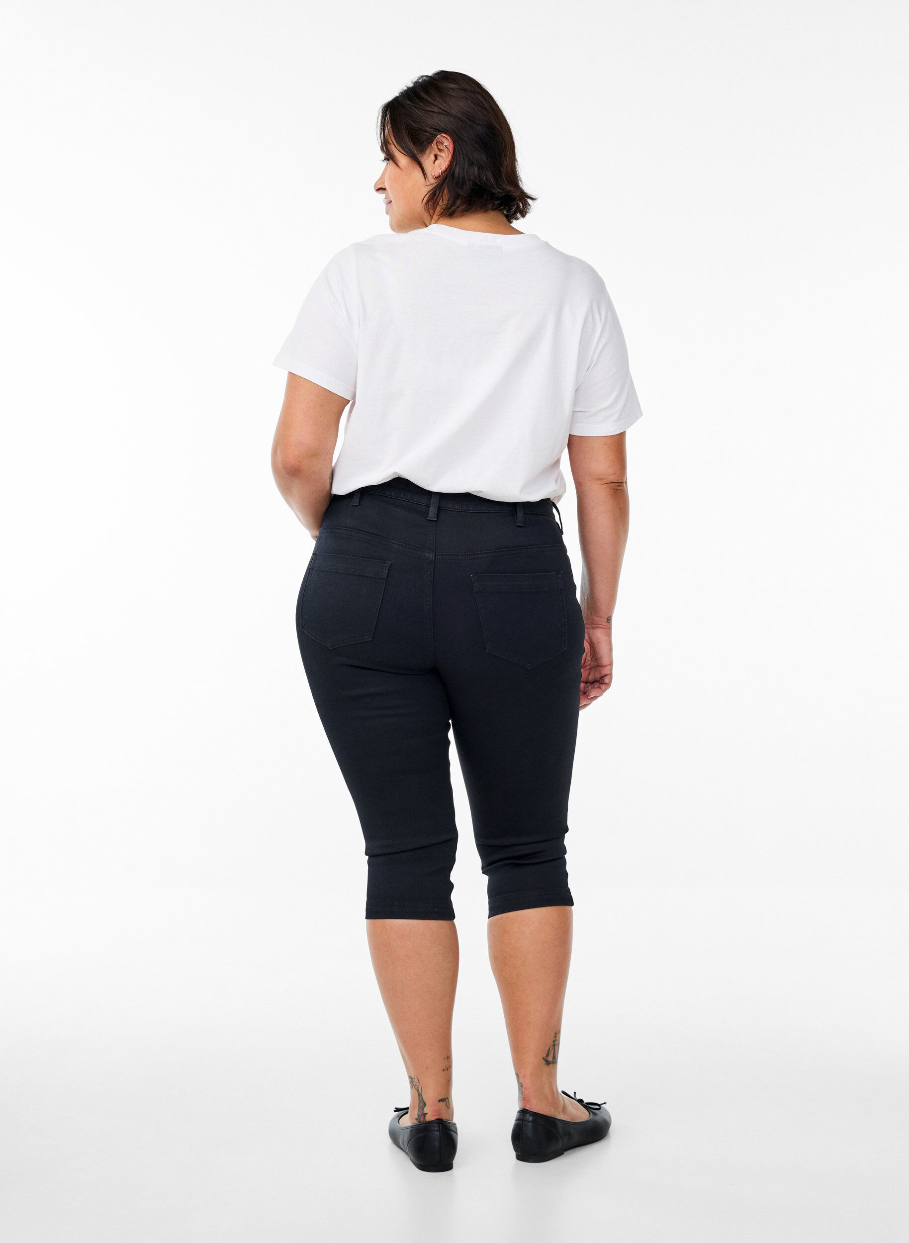 ZizziJean capri Amy &agrave; taille haute et coupe super slim, Noir, Model image number 1