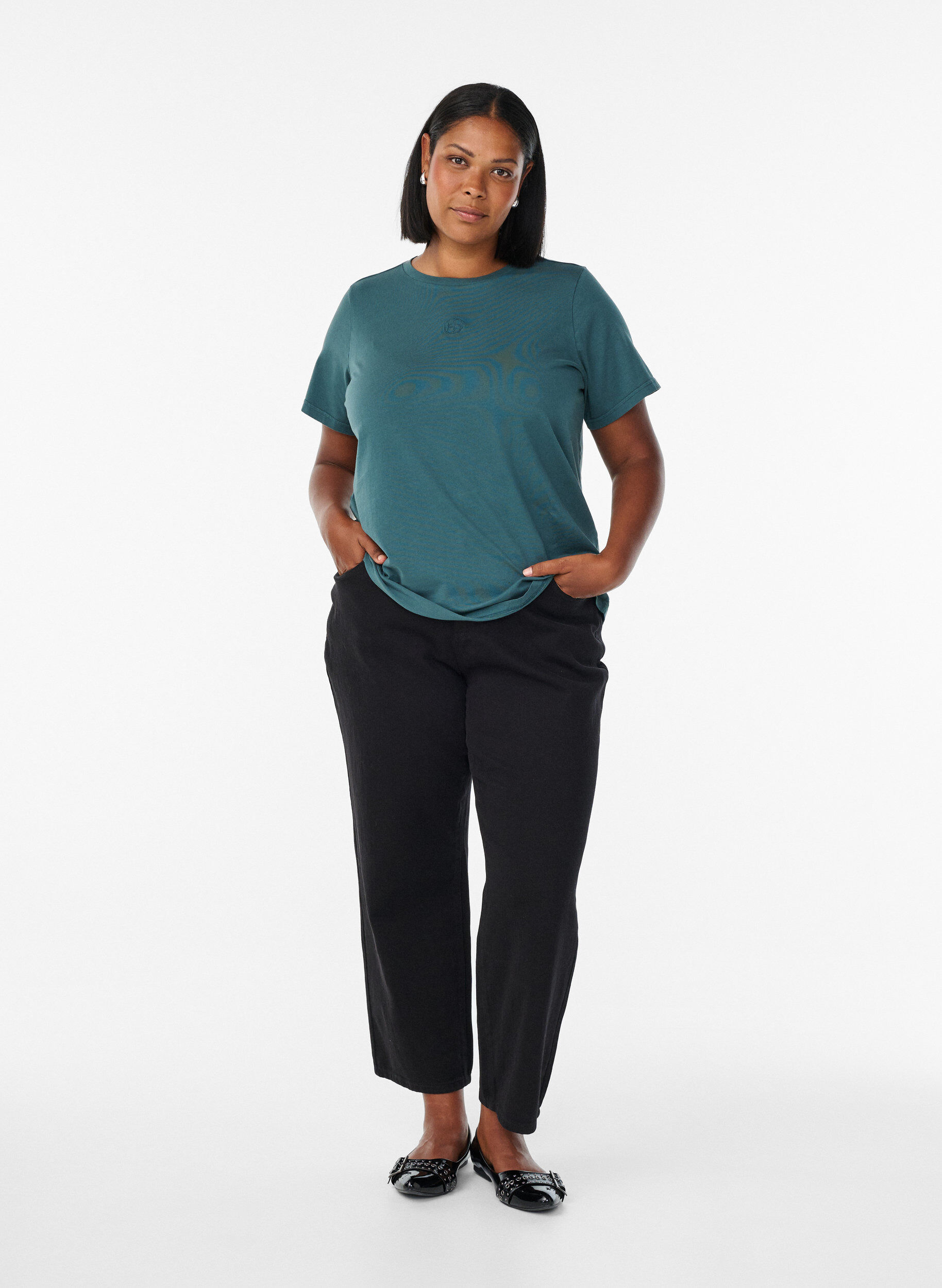 Zizzi T-shirt en coton bio avec un aspect d&eacute;lav&eacute;, Bleu p&eacute;trole, Model image number 1