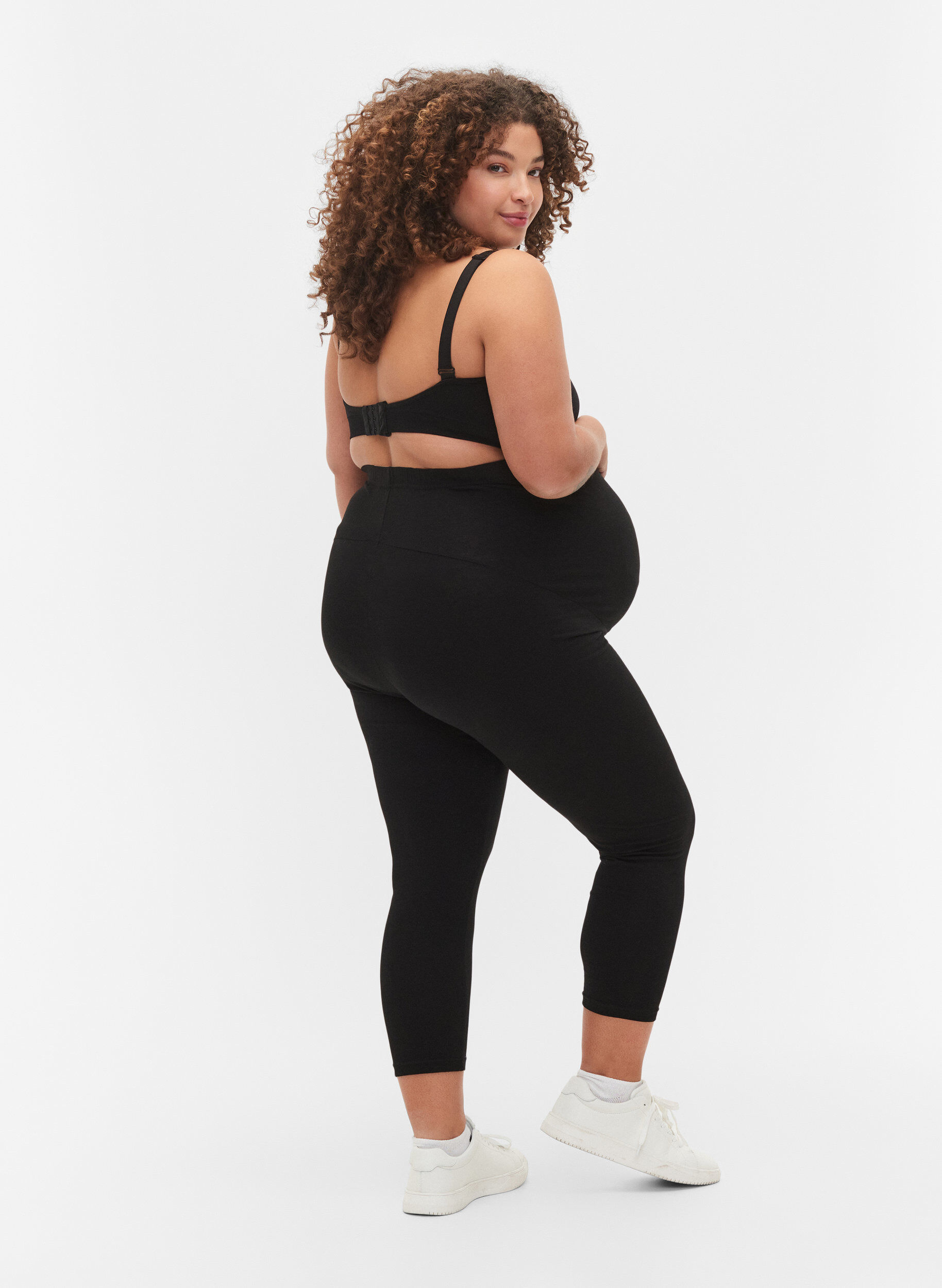Zizzi Leggings de grossesse avec longueur 3/4, Black, Model image number 1