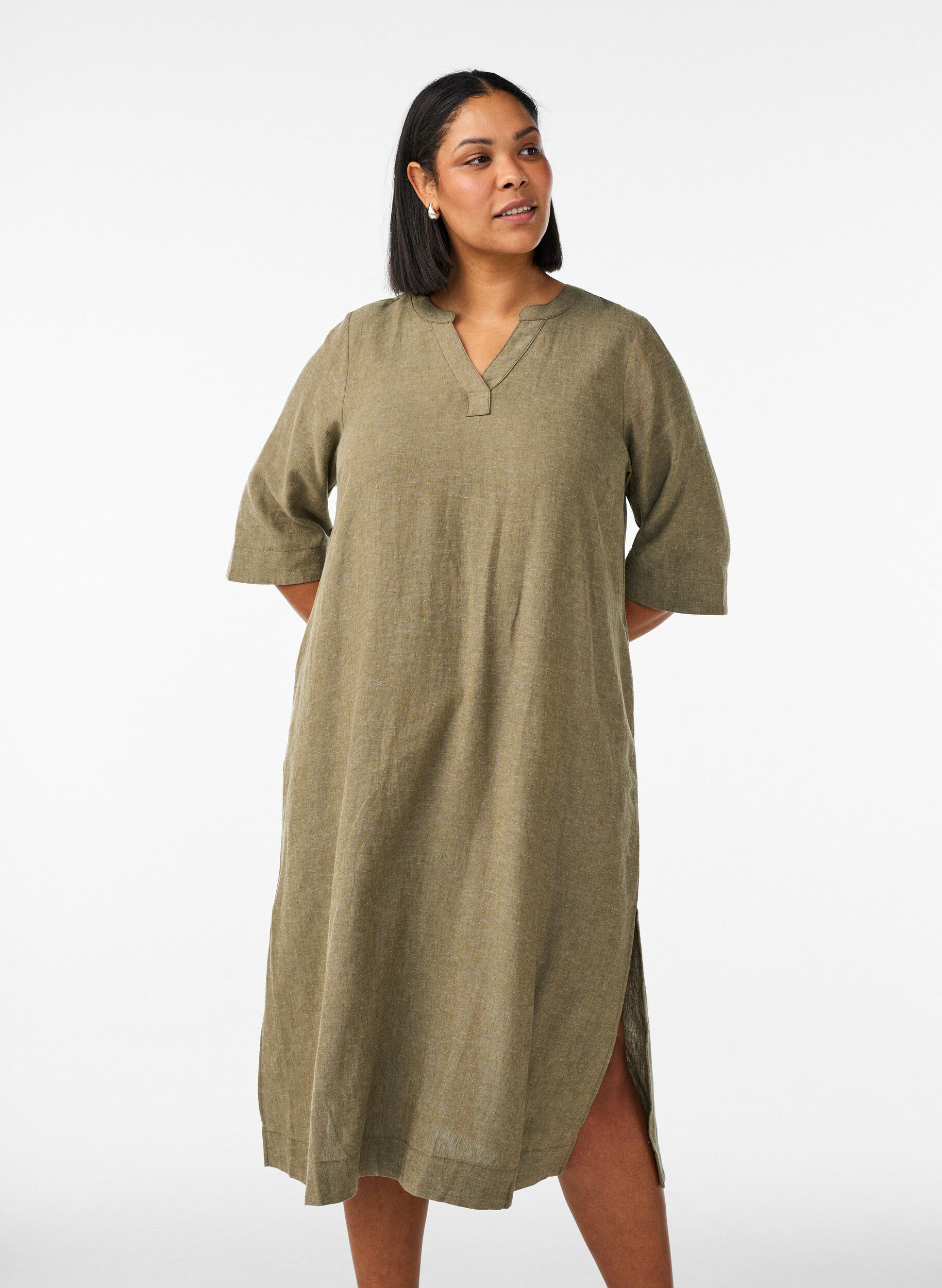 Robe midi en lin et viscose avec manches mi-longues, Vert, Model