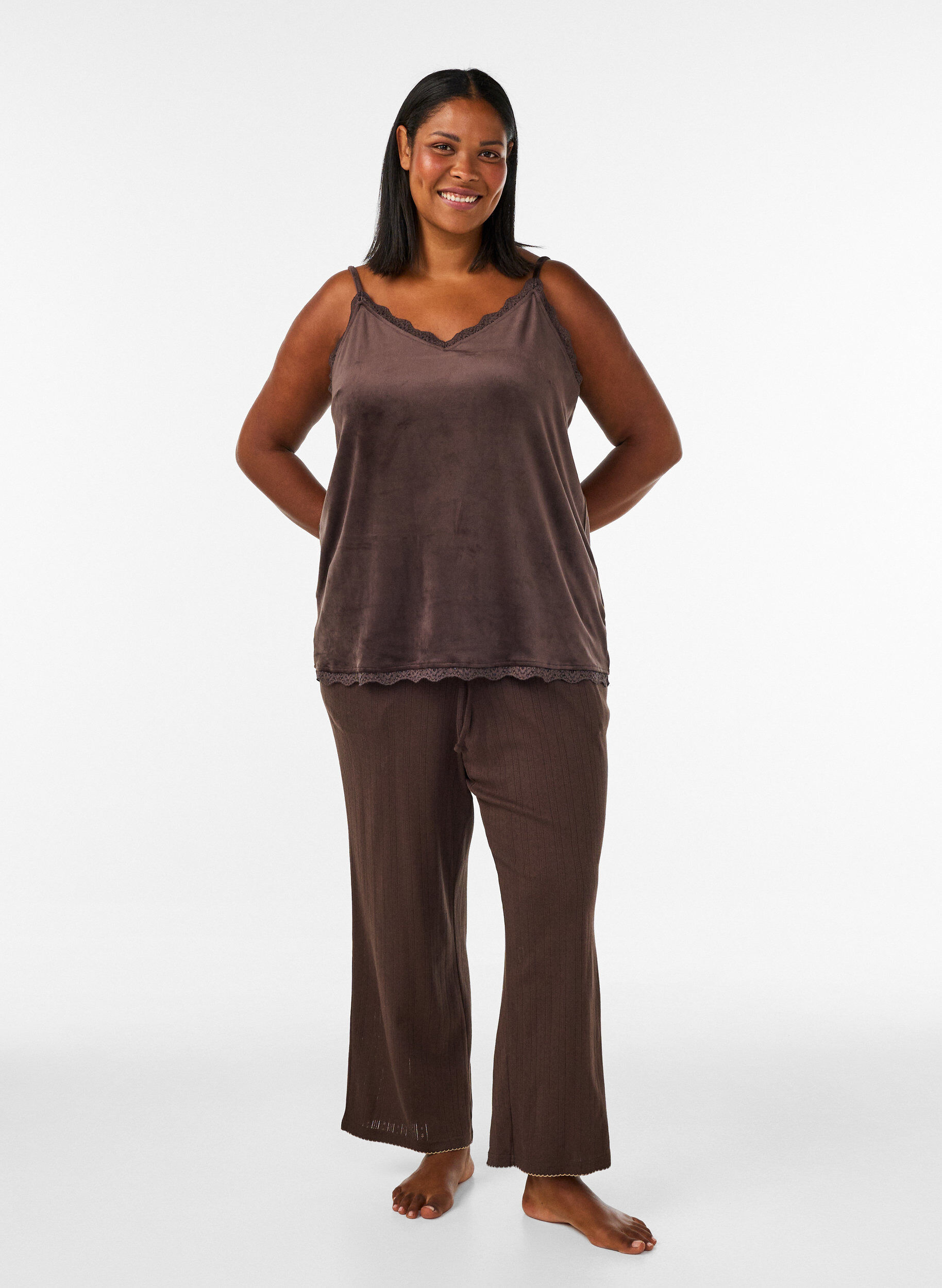 ZizziTop en velours avec bordure en dentelle, Marron, Model image number 1