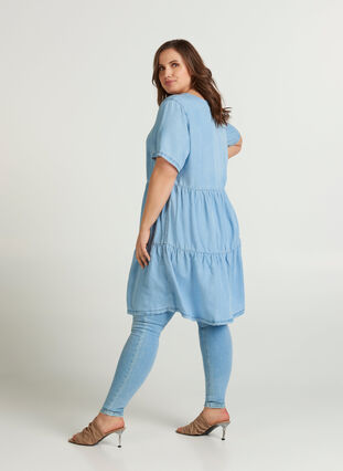 Robe en jean plissée à manches courtes, Light blue denim, Model image number 1