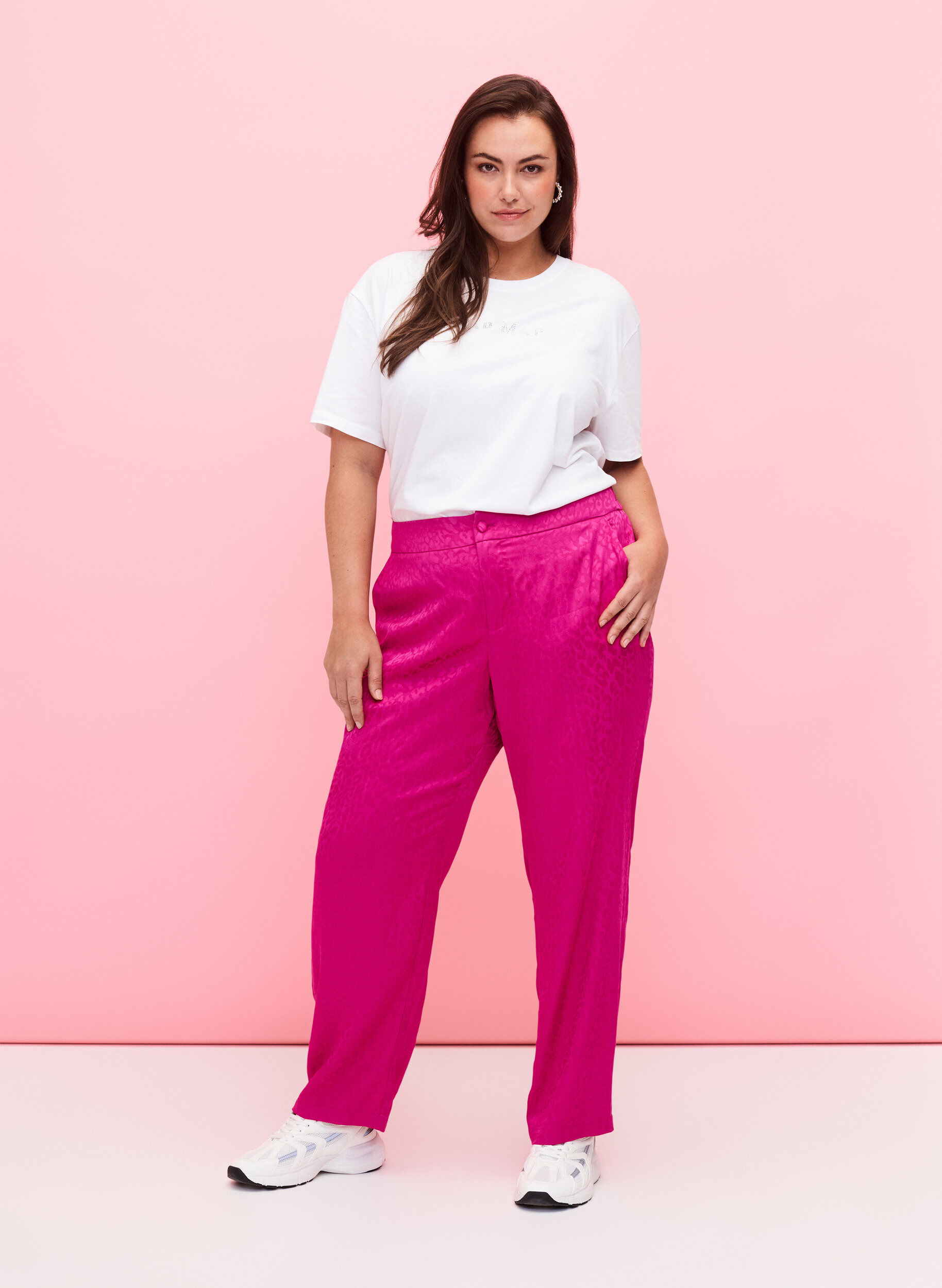 Zizzi T-shirt en coton biologique avec des similipierres, White, Model image number 2