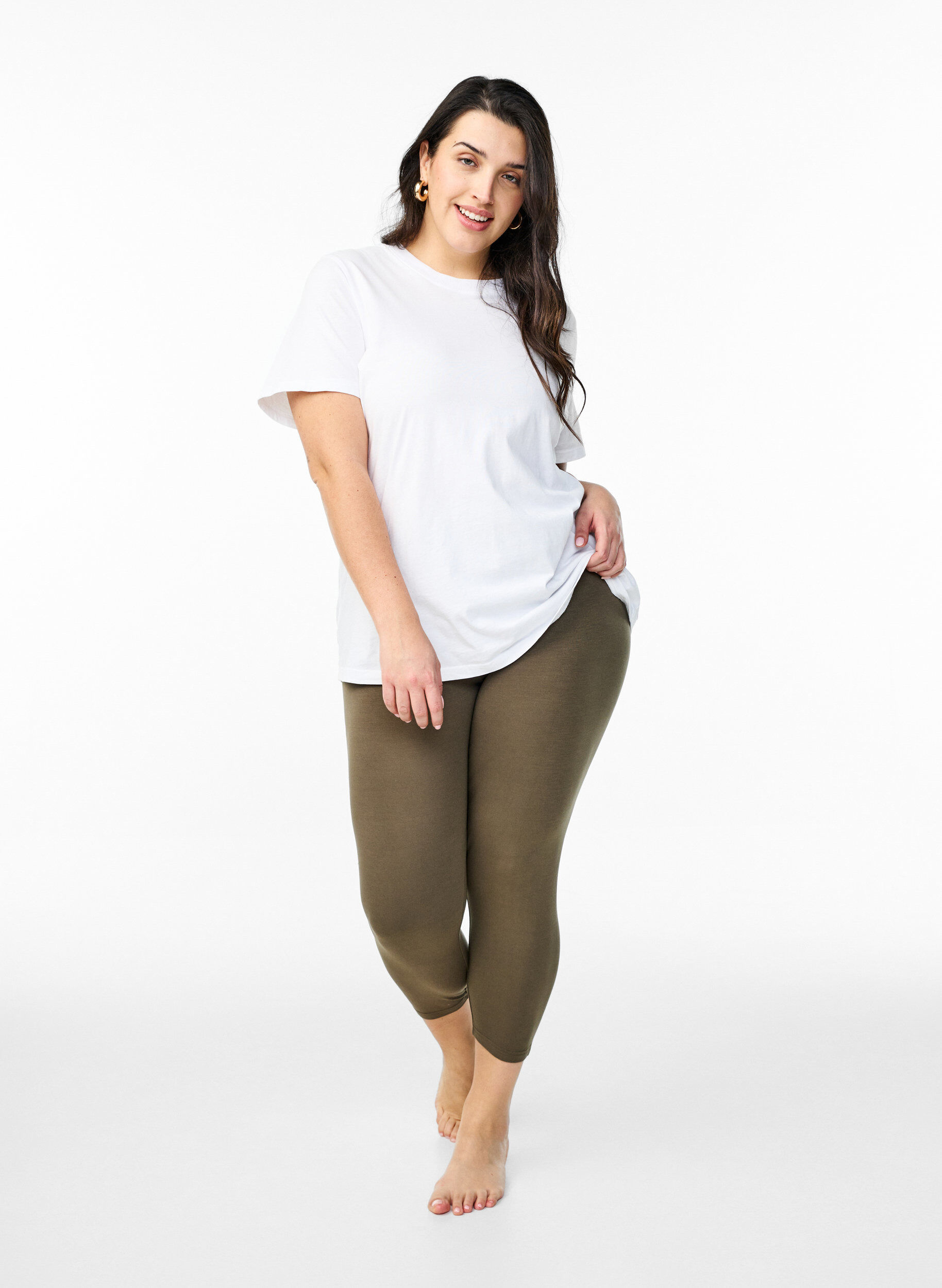 Zizzi Leggings 3/4 basiques en viscose, Vert fonc&eacute;, Model image number 1