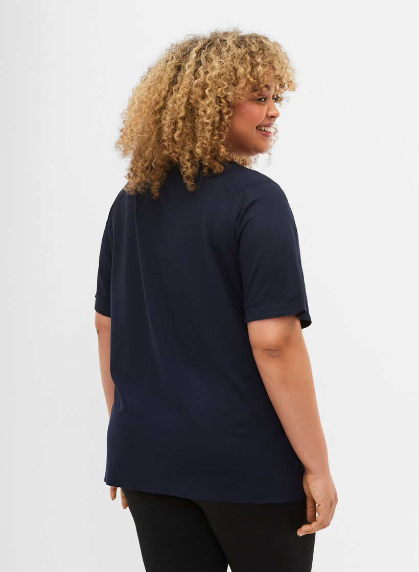 T-shirt d'entraînement à manches courtes et col ras du cou, Night Sky, Model image number 1