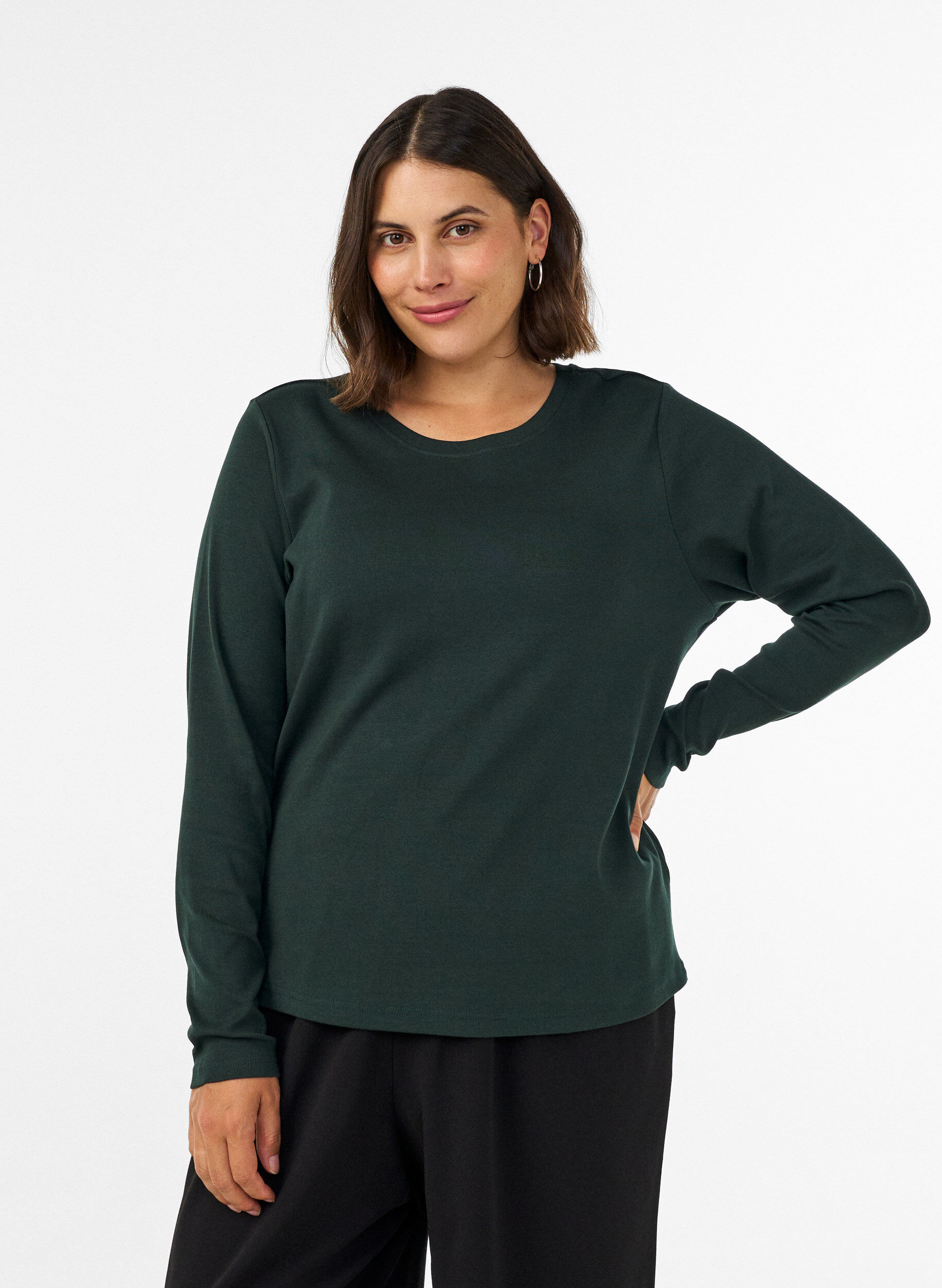 ZizziT-shirt basique &agrave; manches longues et col rond, Vert fonc&eacute;, Model image number 0