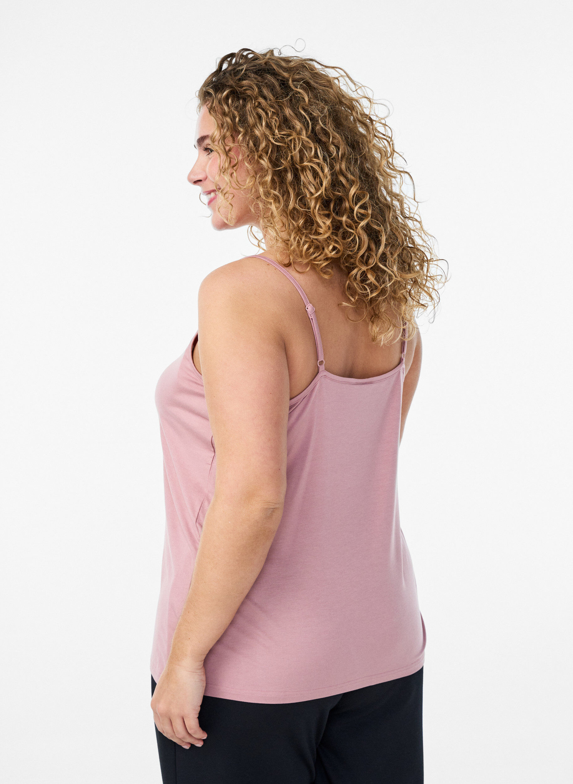 Zizzi Top avec d&eacute;tails en dentelle et bretelles spaghetti, 1342, Model image number 2