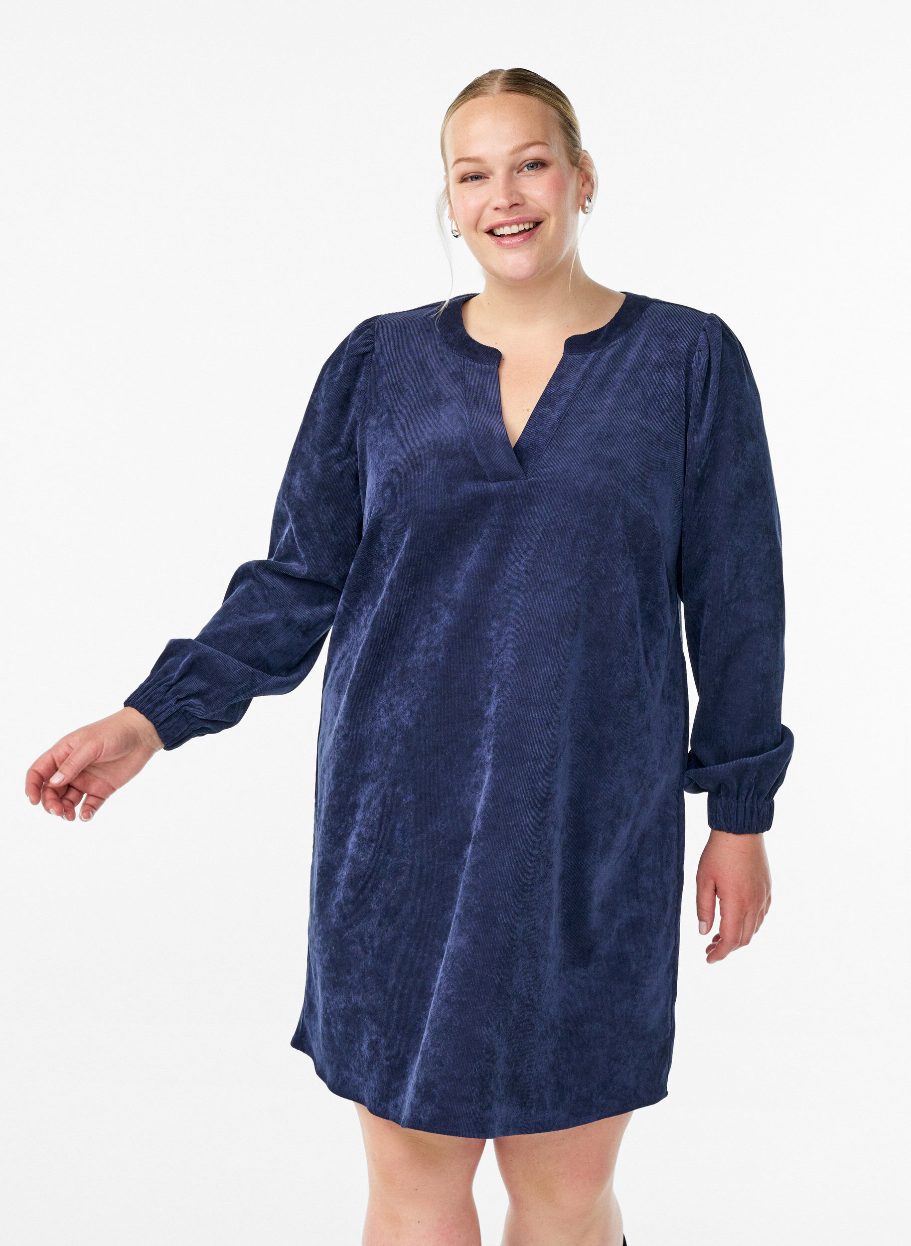 Robe courte en velours &agrave; manches longues, Bleu, Model