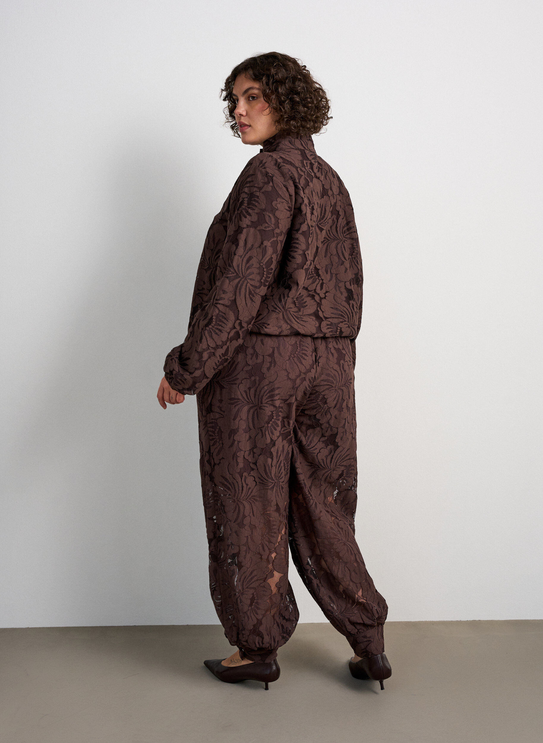 ZizziBomber en jacquard floral, Marron, Model image number 2