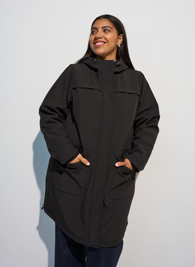 Veste softshell r&eacute;sistante &agrave; l'eau avec doublure matelass&eacute;e, Noir, Model image number 0