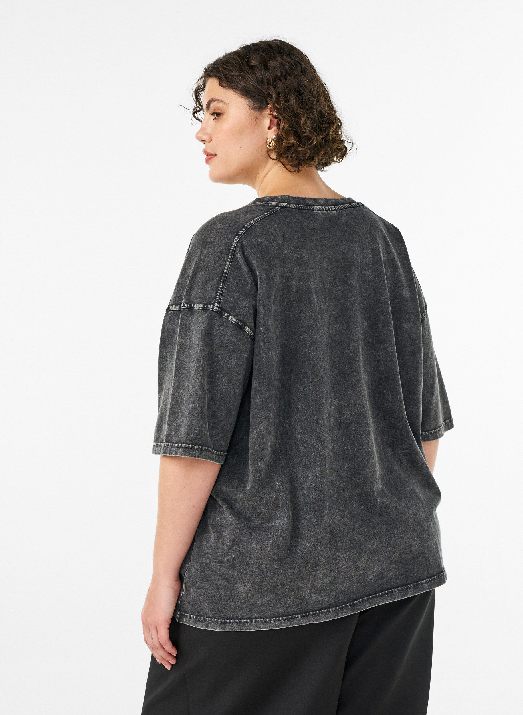 ZizziT-shirt oversize en coton bio avec un imprim&eacute; college, Noir, Model image number 2